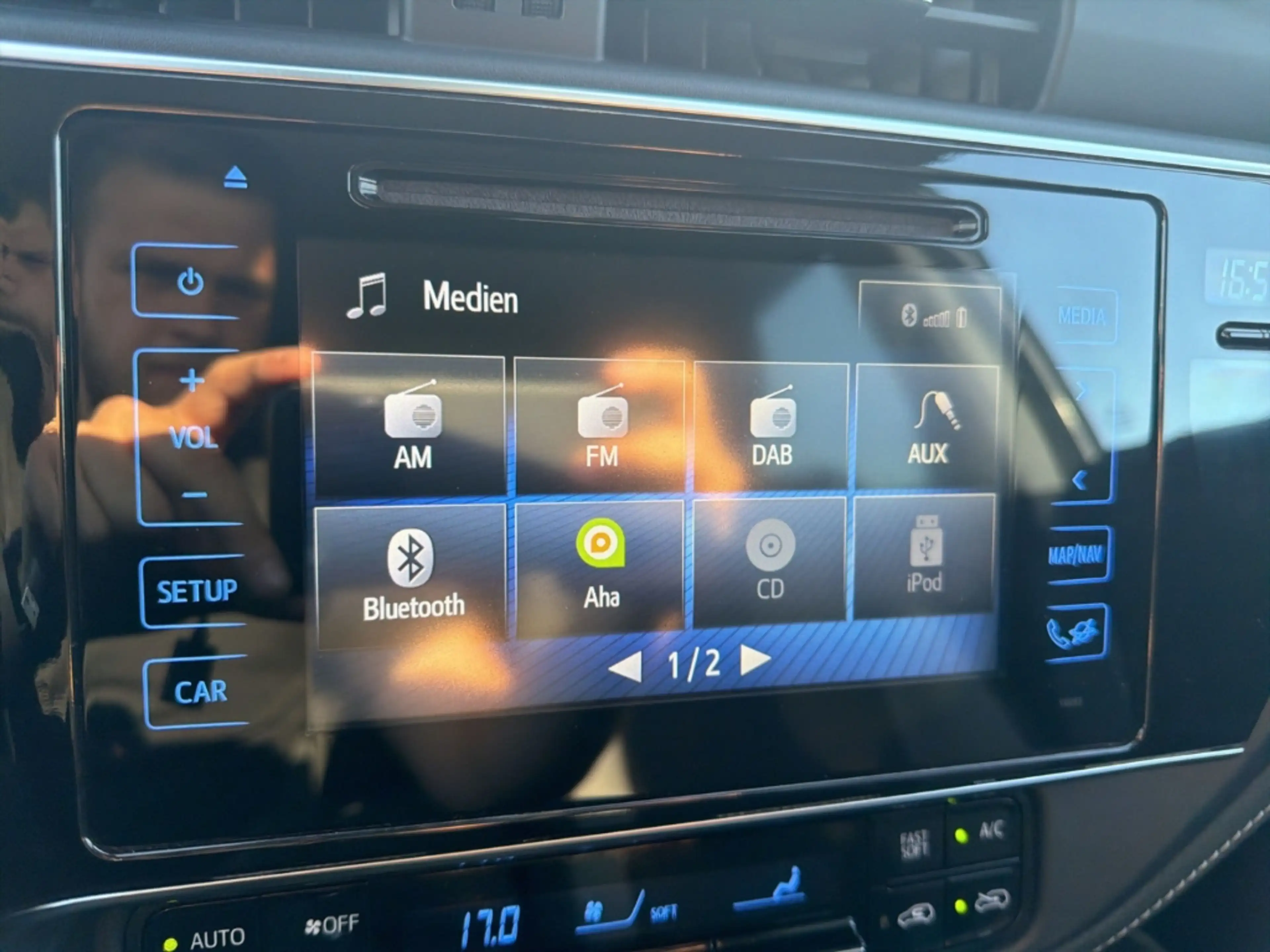 Toyota Auris Touring Sports Hybrid Free Style AHK Navi — photo 15