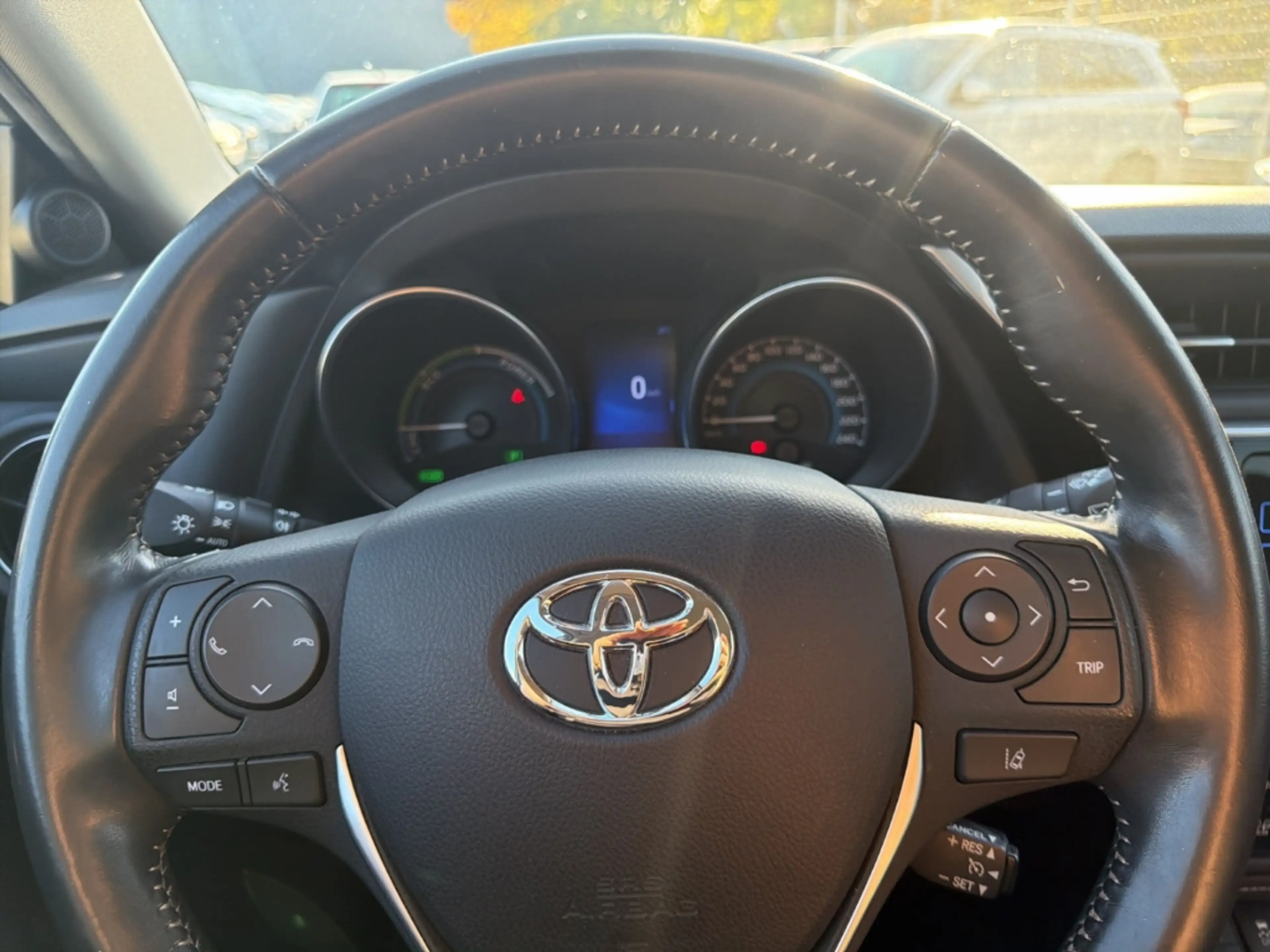 Toyota Auris Touring Sports Hybrid Free Style AHK Navi — photo 12