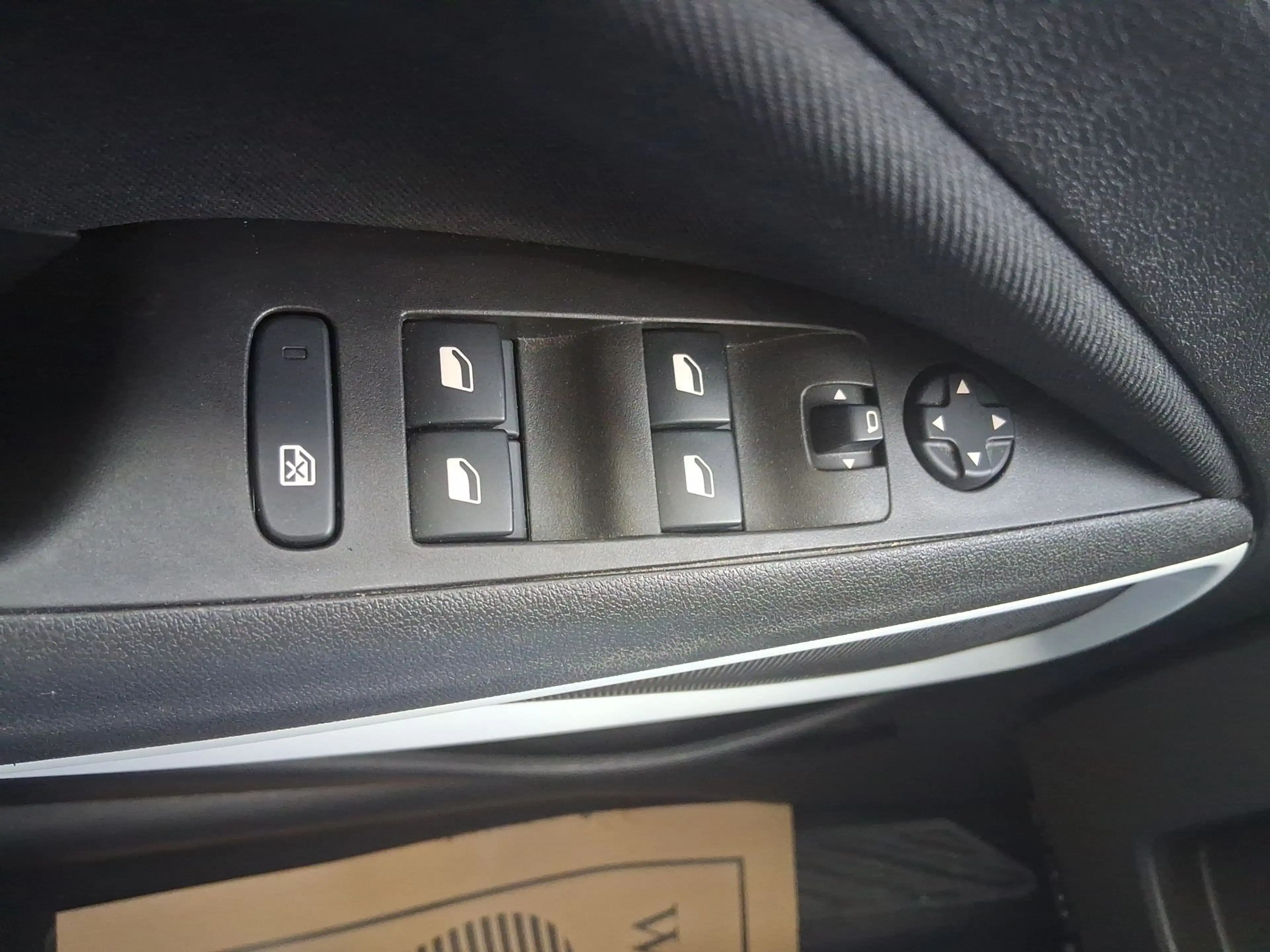 Opel Crossland 2020 1.5 S/S 102PS — photo 8