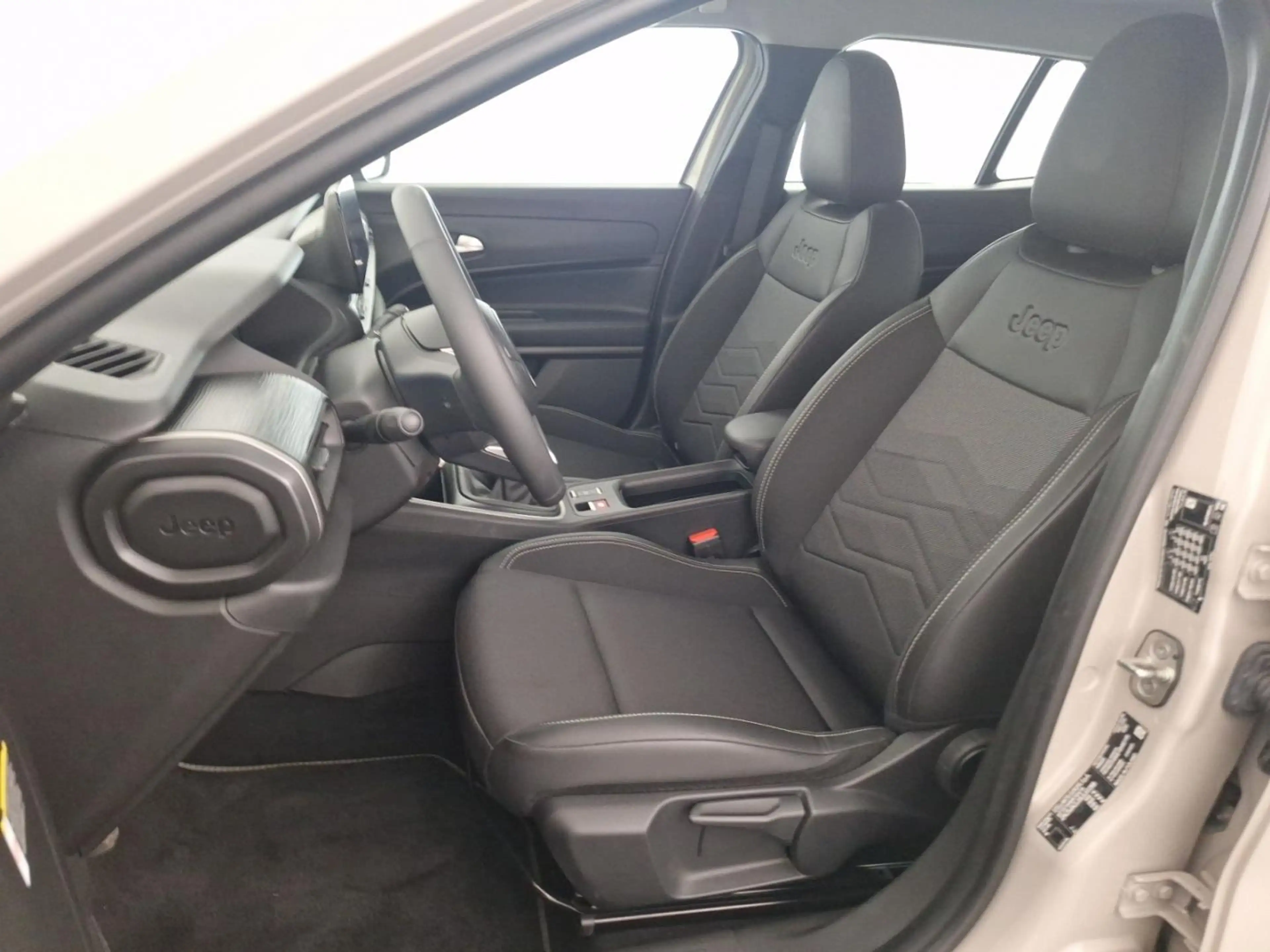 Jeep Avenger ALTITUDE *CARPLAY*CAMERA EN SENSOREN ACHTER*DAB*GP — photo 8