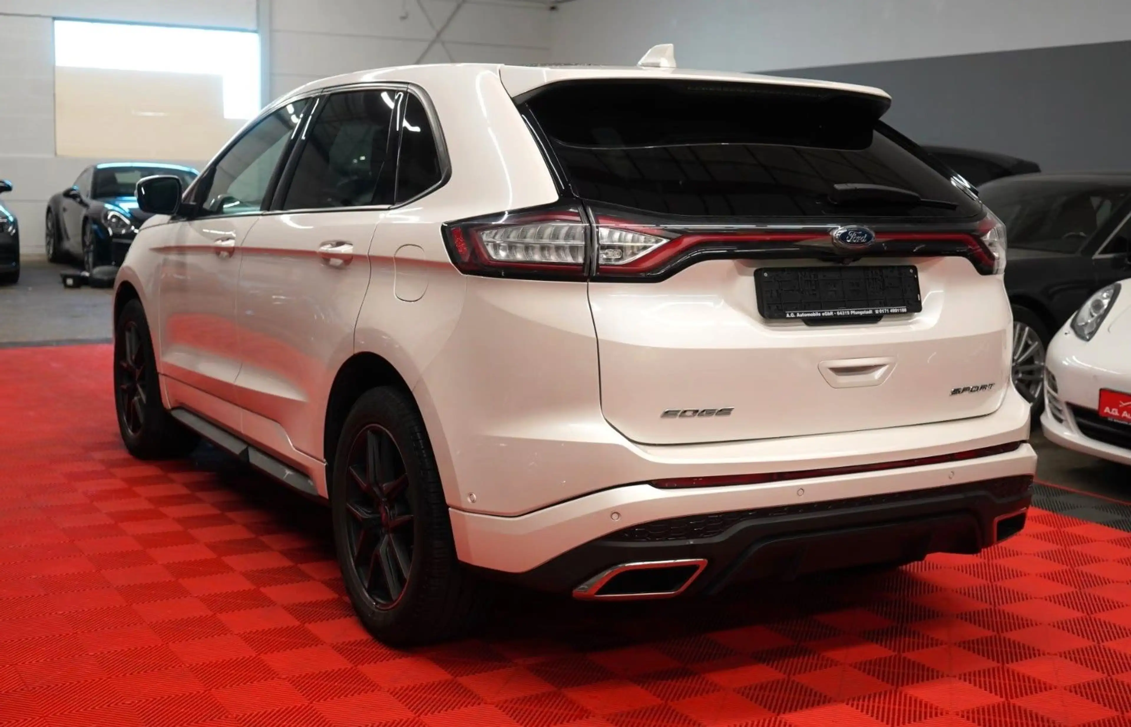Ford Edge Sport 4x4*Unfallfrei*Navi*Pano* — photo 9