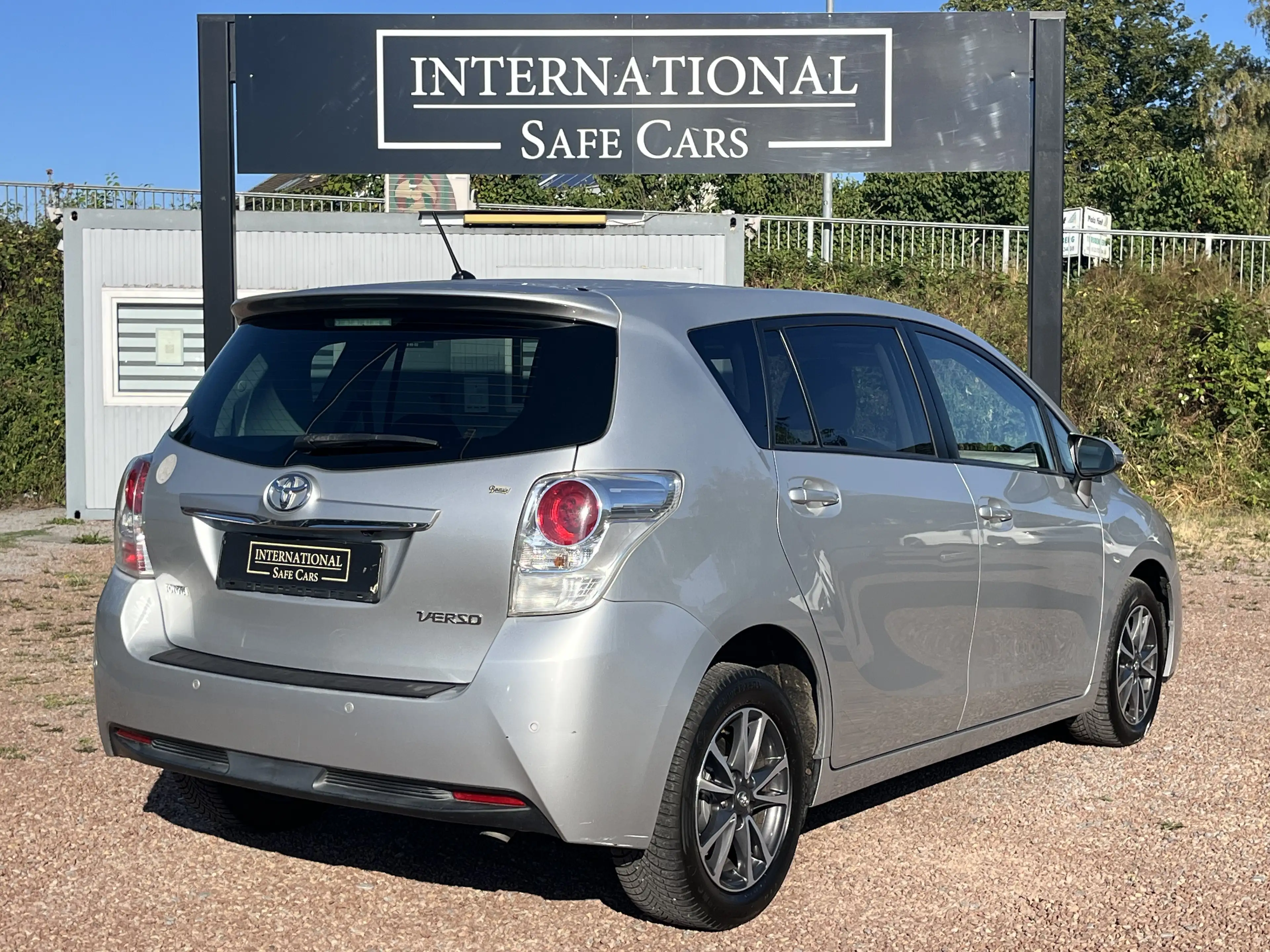 Toyota Verso 1.6 Diesel / 2.Hand / Kamera / Panorama — photo 4