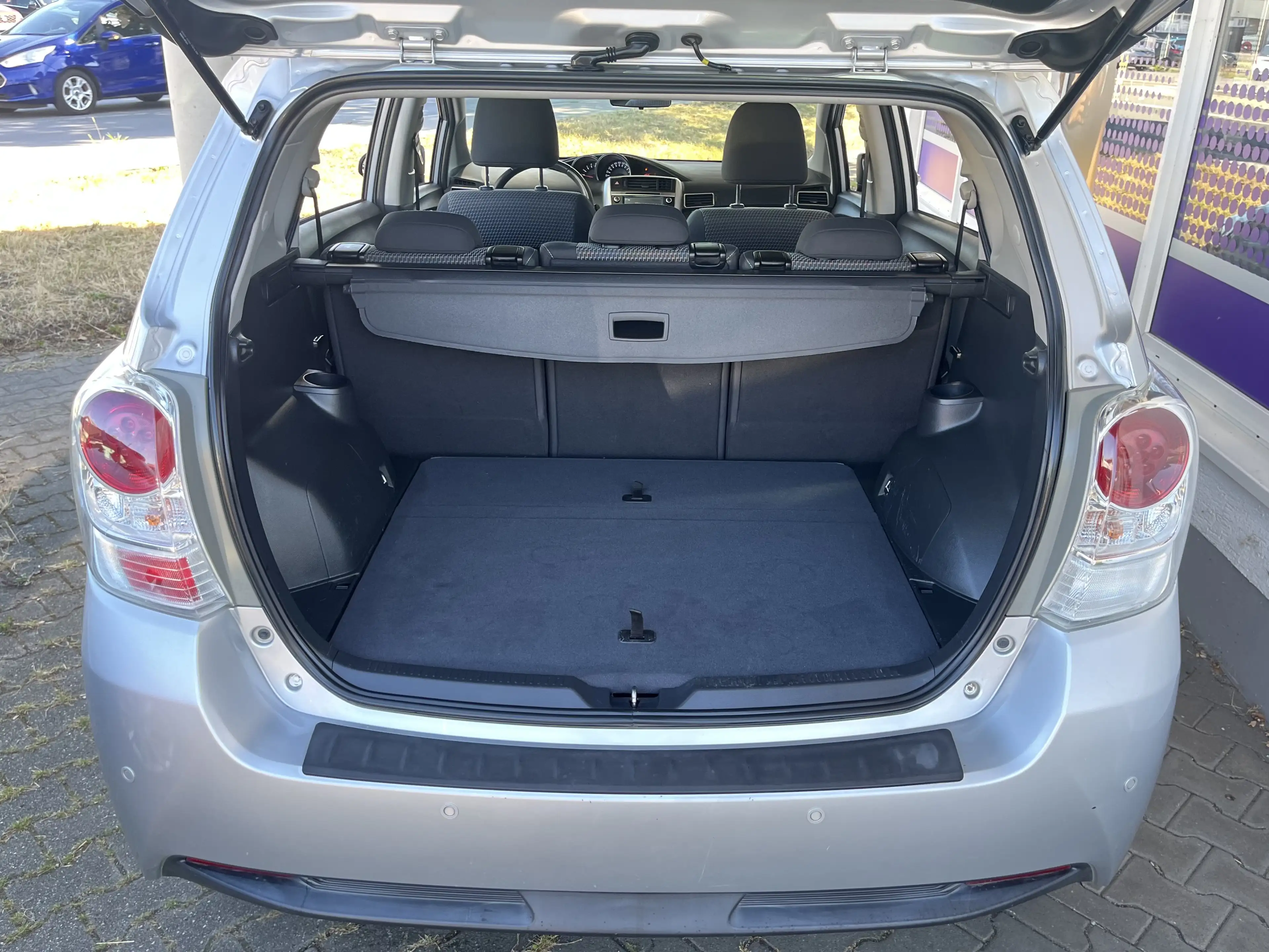 Toyota Verso 1.6 Diesel / 2.Hand / Kamera / Panorama — photo 15