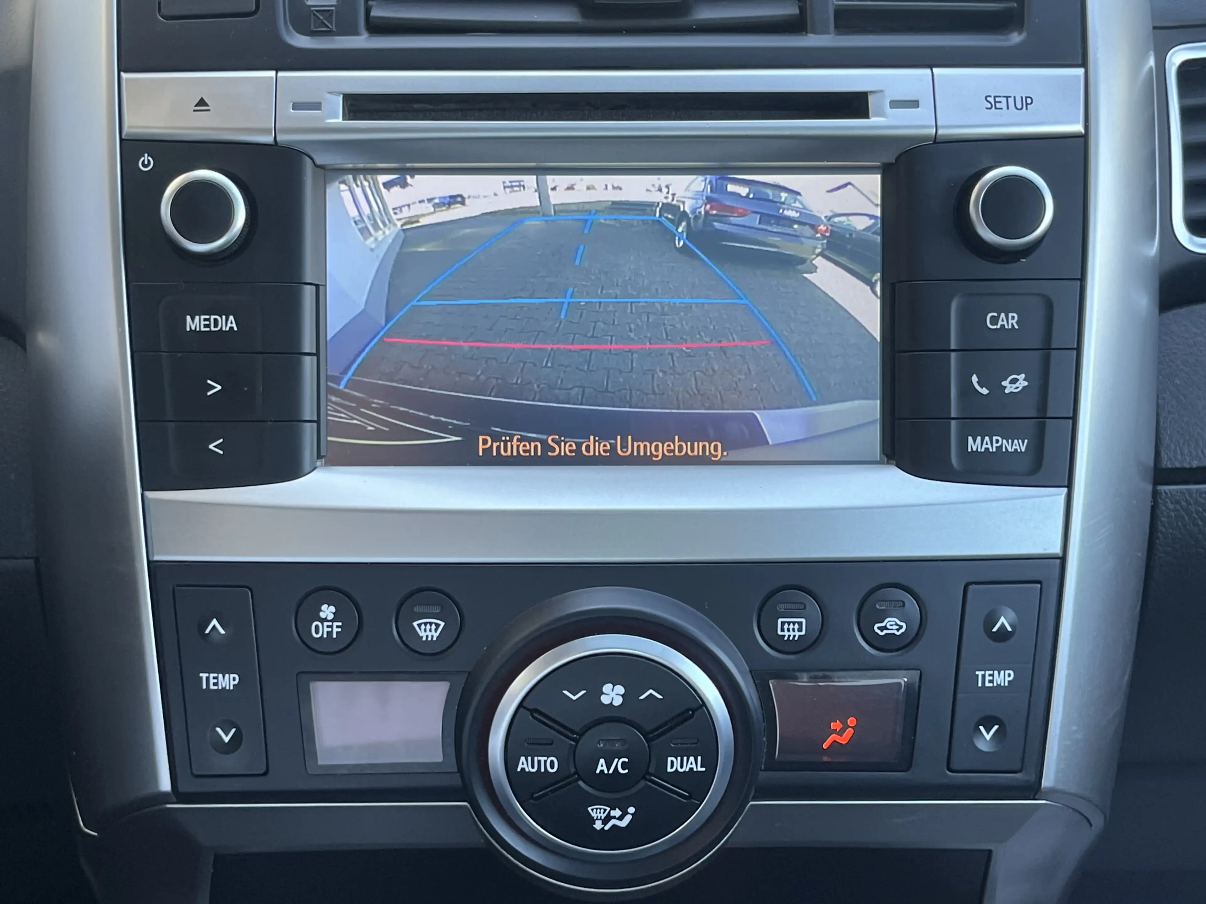 Toyota Verso 1.6 Diesel / 2.Hand / Kamera / Panorama — photo 9