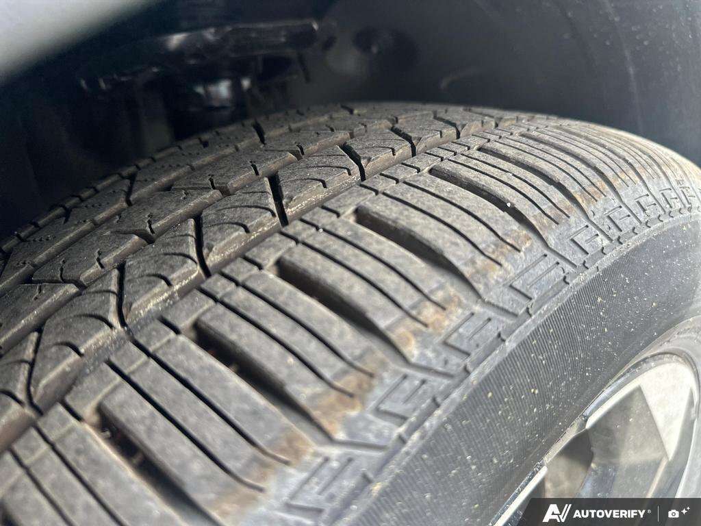 used 2025 Kia Sorento car, priced at $45,888