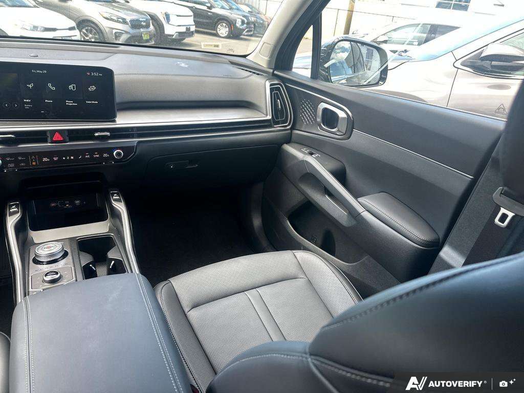 used 2025 Kia Sorento car, priced at $45,888