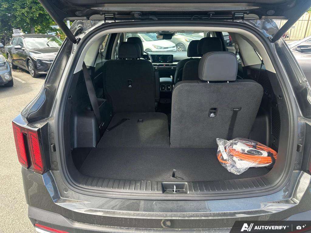 used 2025 Kia Sorento car, priced at $45,888