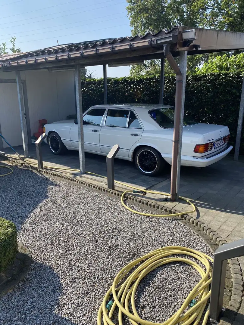 Mercedes-Benz S 420 SEL Bílá - 1