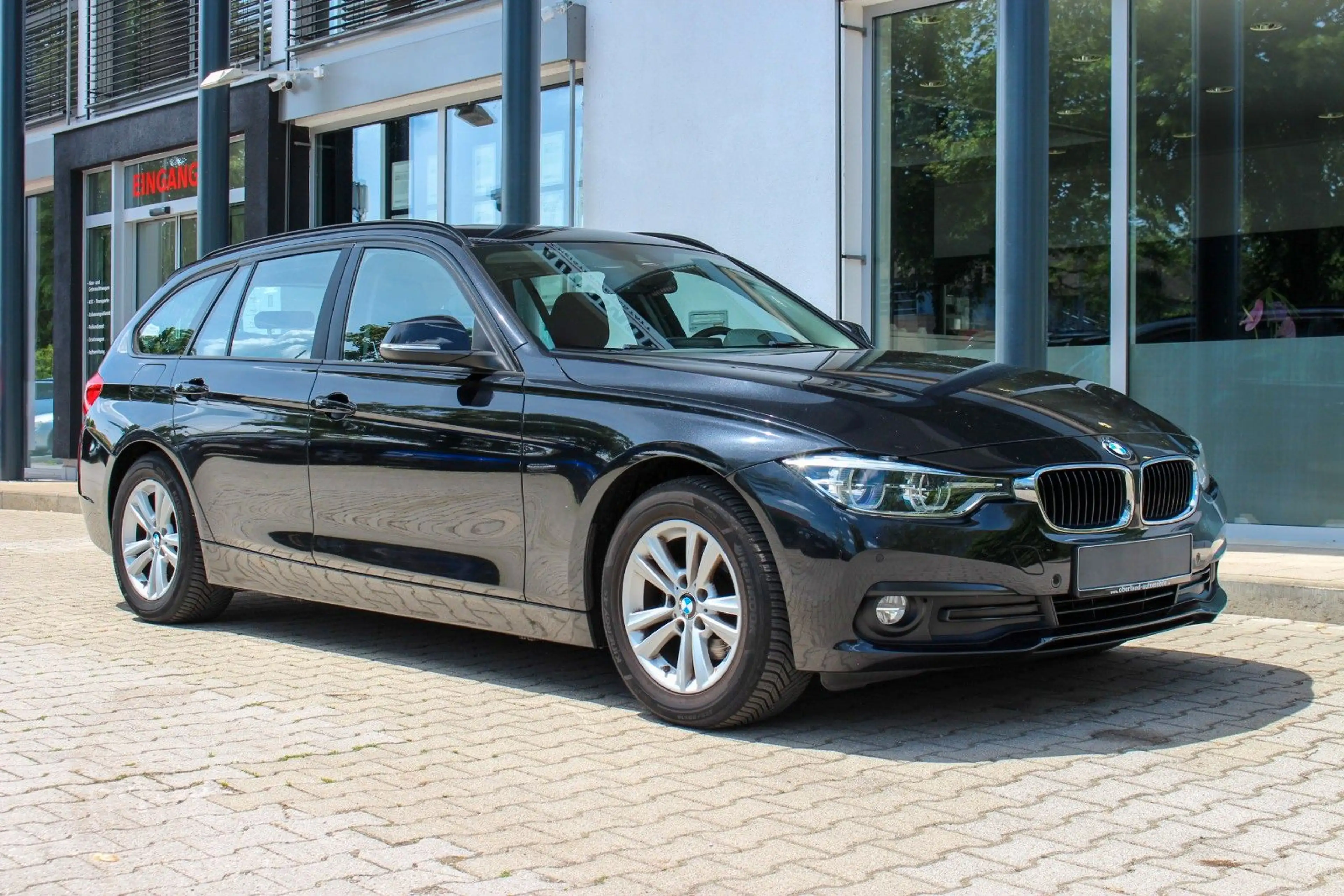 BMW 316 d Touring / NAVI BUSINESS / SITZHEIZUNG / PDC — photo 3