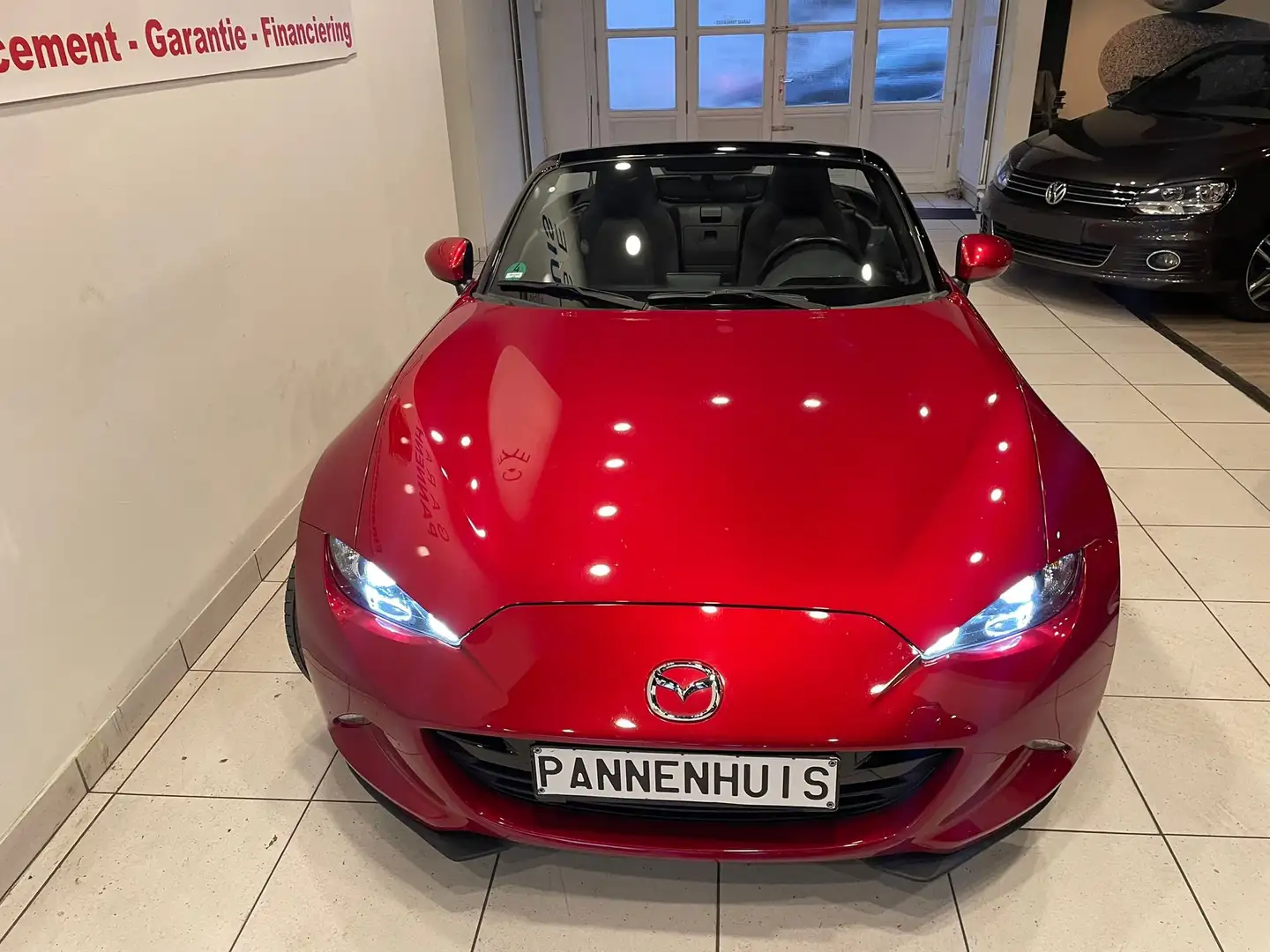 Mazda MX-5 MX-5 1.5i Skyactiv-G Skydrive Rojo - 2