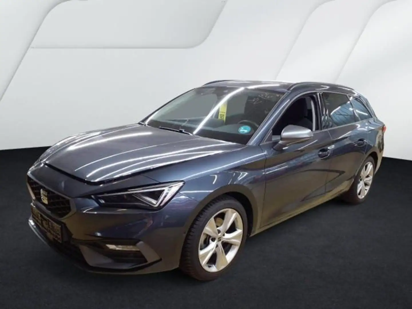 SEAT Leon Sportstourer 1.5 eTSI DSG FR MATRIX SIDE-AS Grau - 2