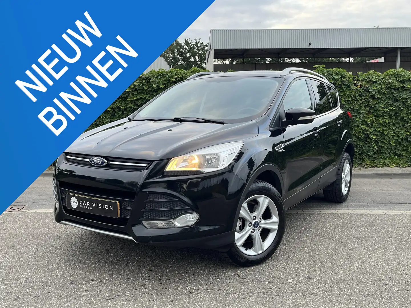 Ford Kuga 1.5 Edition * Navi * Airco * Cruise * Apk 07-2026 Zwart - 1