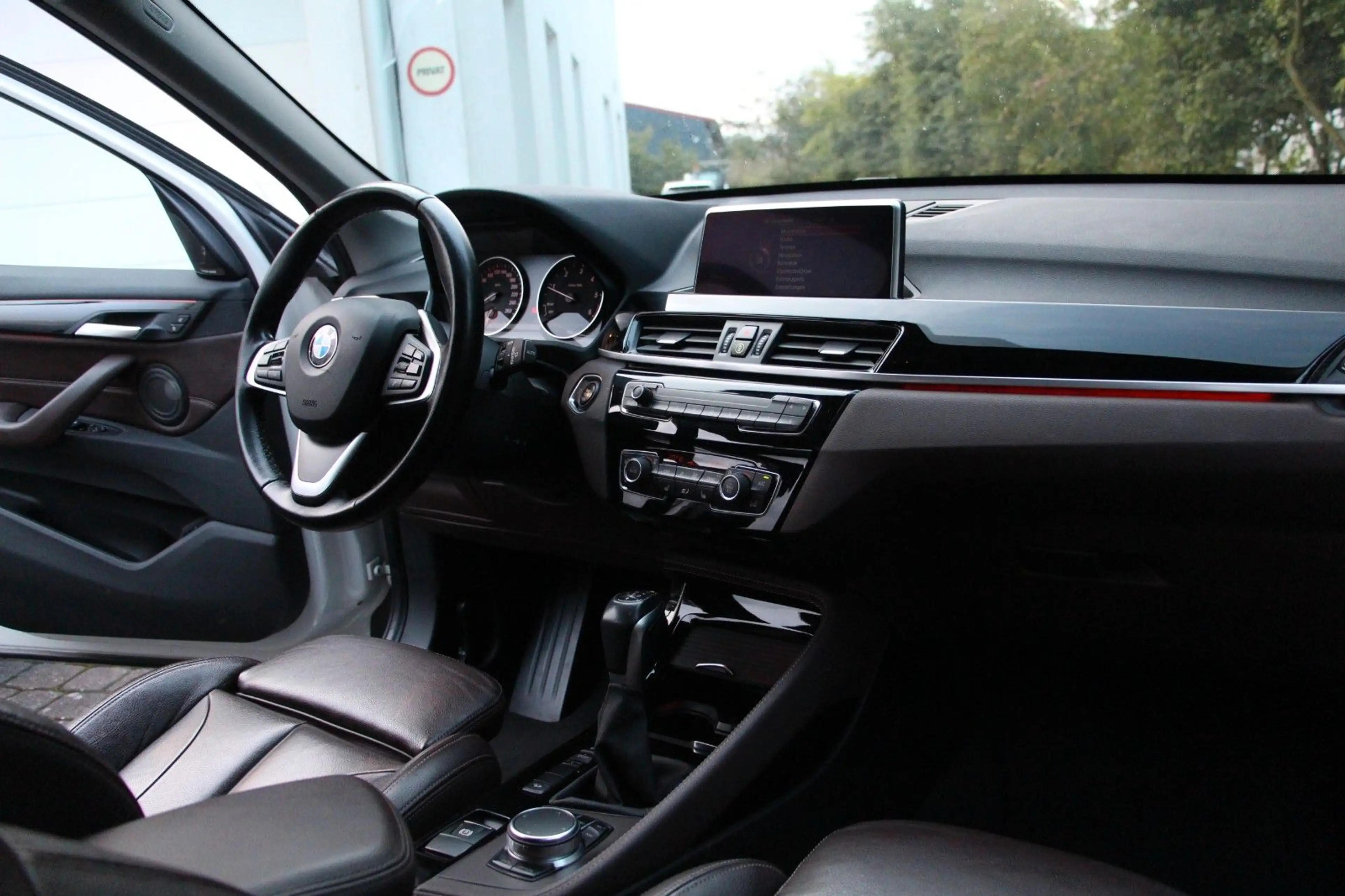 BMW X1 xDrive 25 d xLine AHK/Ambiente/HUD/Leder/Navi — photo 14