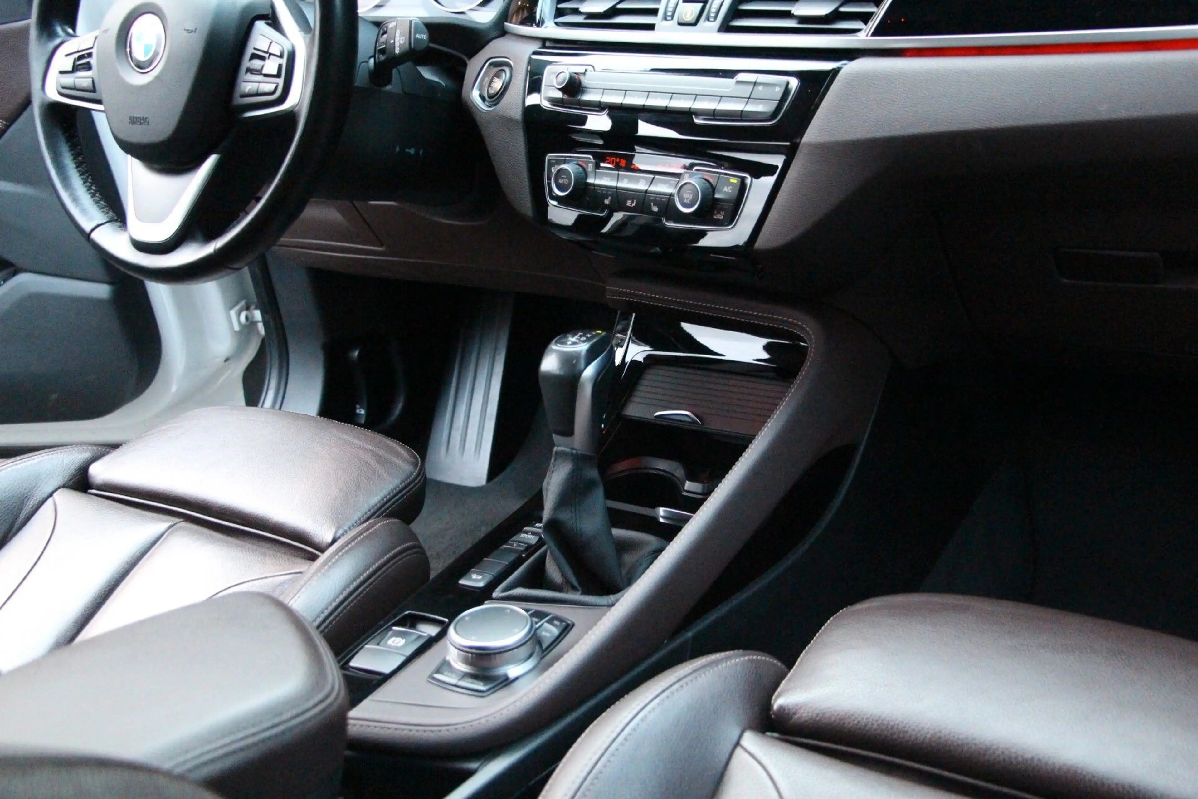 BMW X1 xDrive 25 d xLine AHK/Ambiente/HUD/Leder/Navi — photo 15