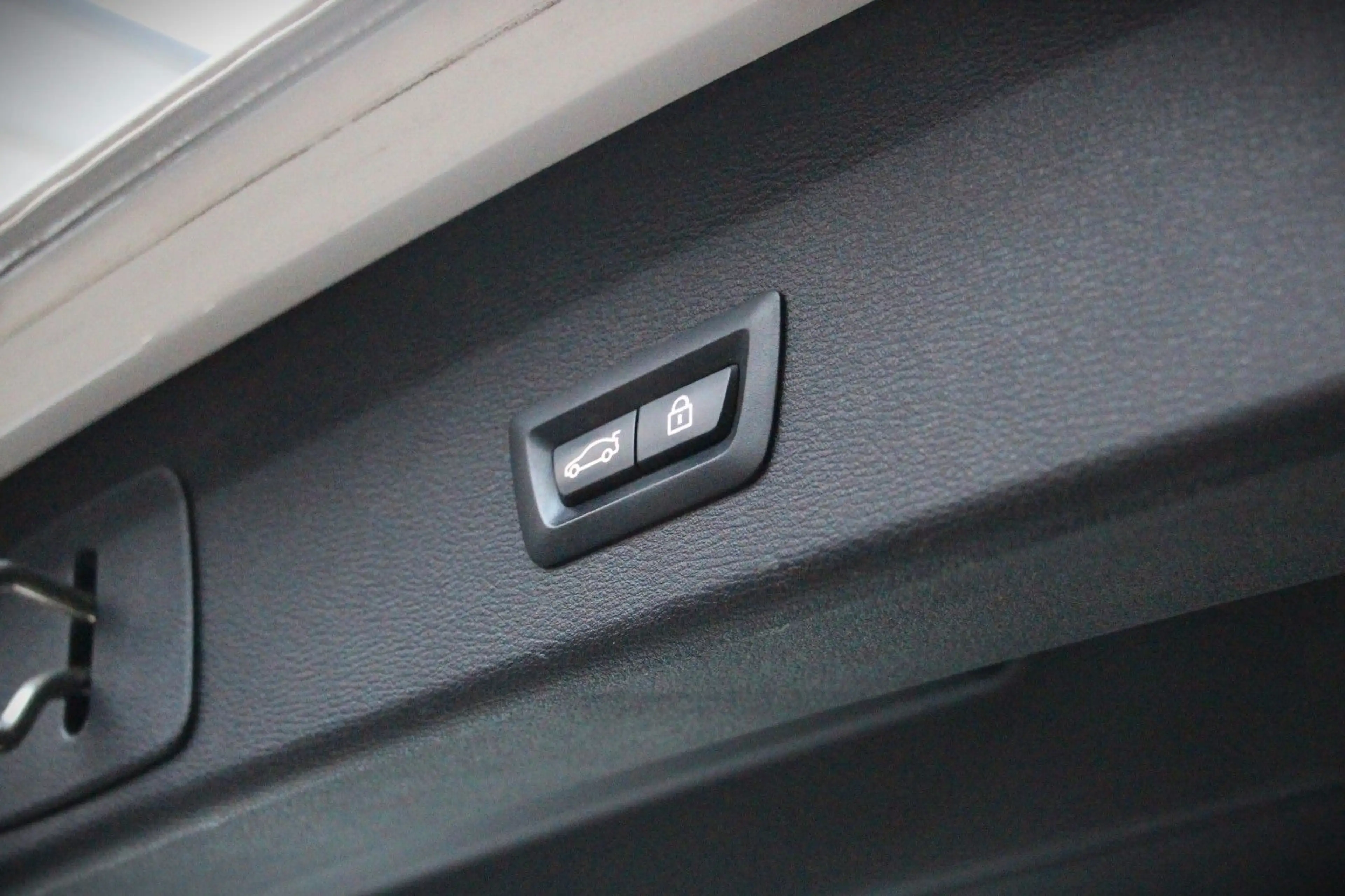 BMW X1 xDrive 25 d xLine AHK/Ambiente/HUD/Leder/Navi — photo 6