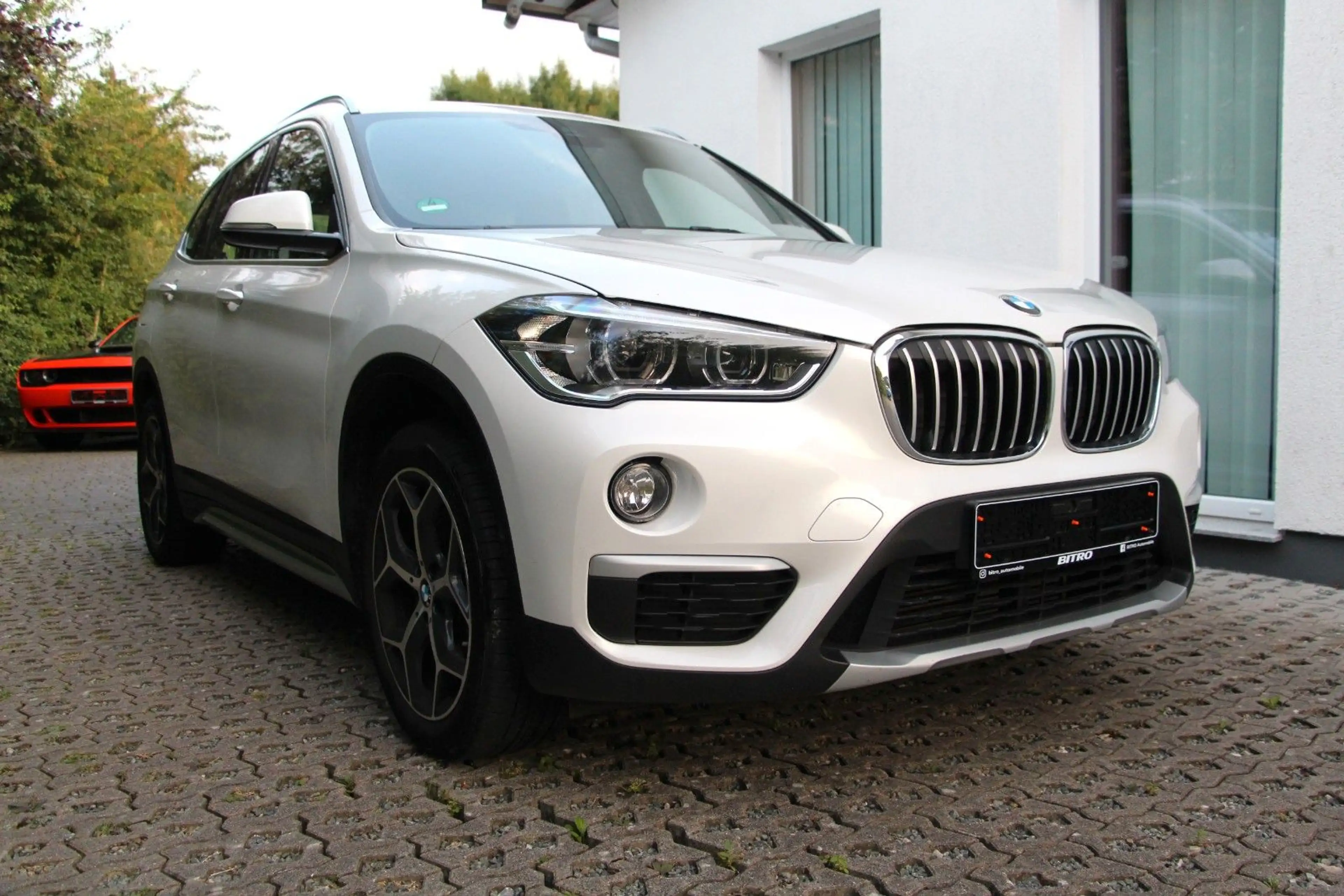 BMW X1 xDrive 25 d xLine AHK/Ambiente/HUD/Leder/Navi — photo 2
