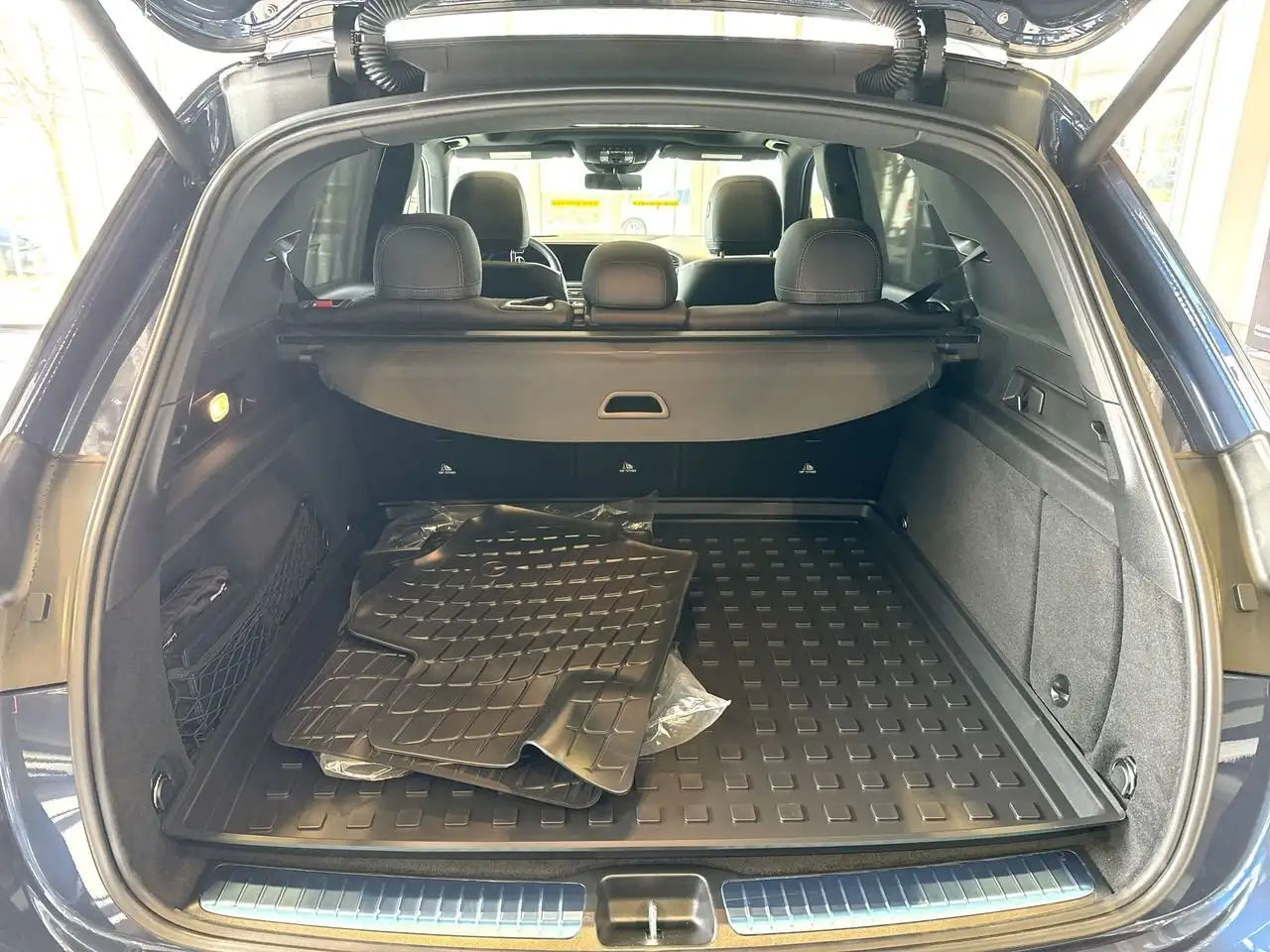 Mercedes-Benz GLE снимка Mercedes-Benz GLE