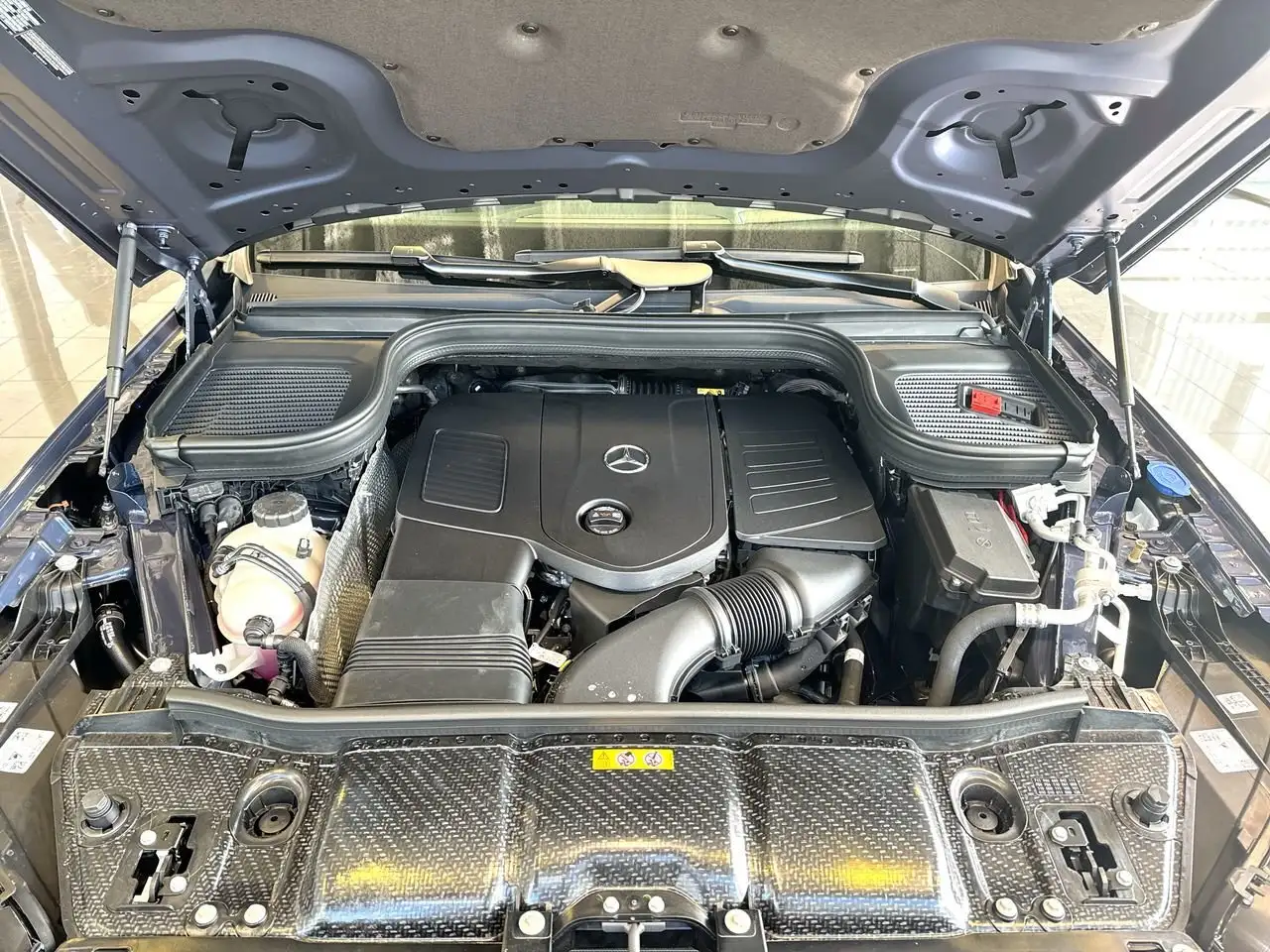 Mercedes-Benz GLE снимка Mercedes-Benz GLE