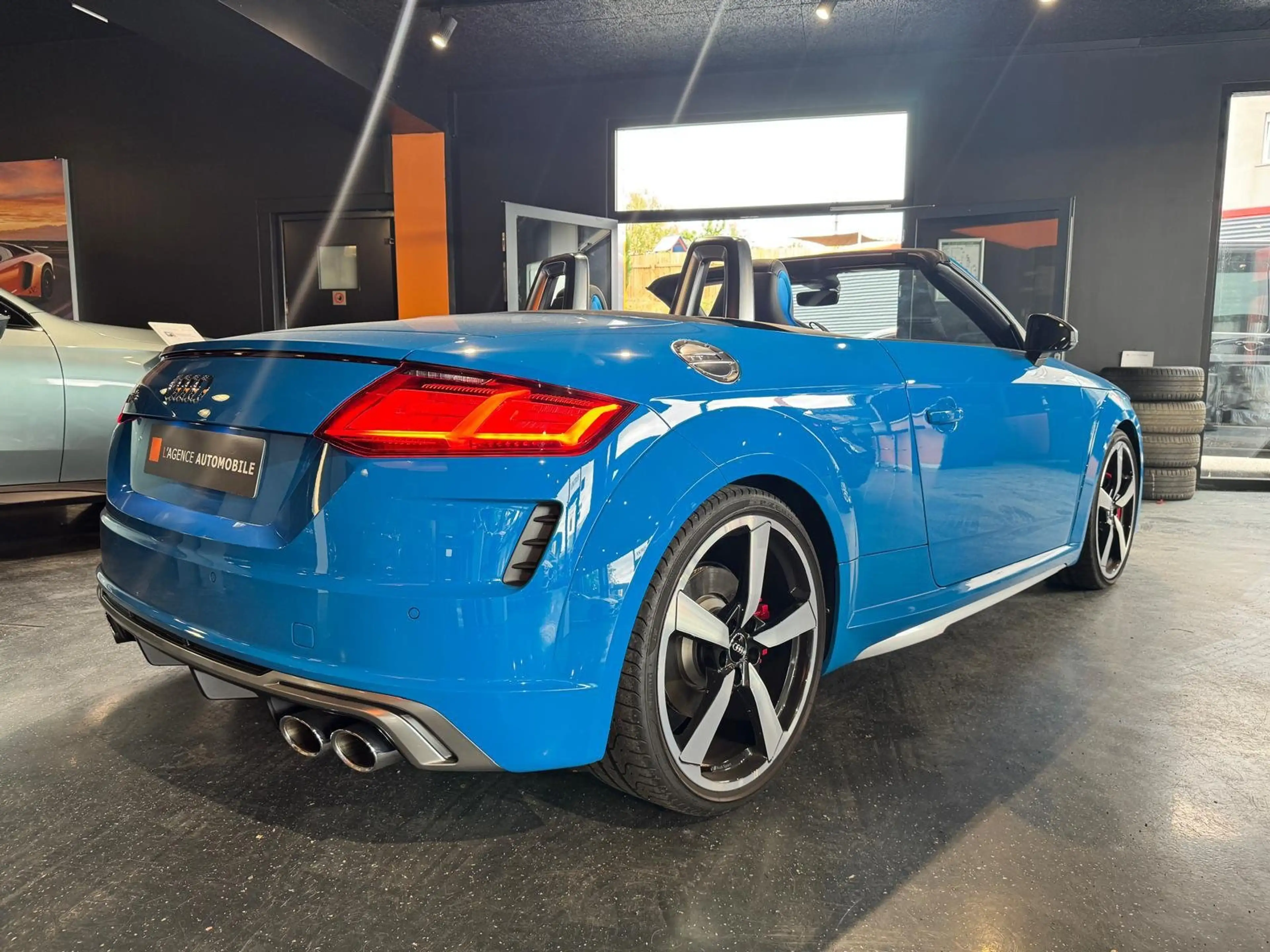 Audi TTS TTS Roadster TFSI quattro S tronic — photo 5
