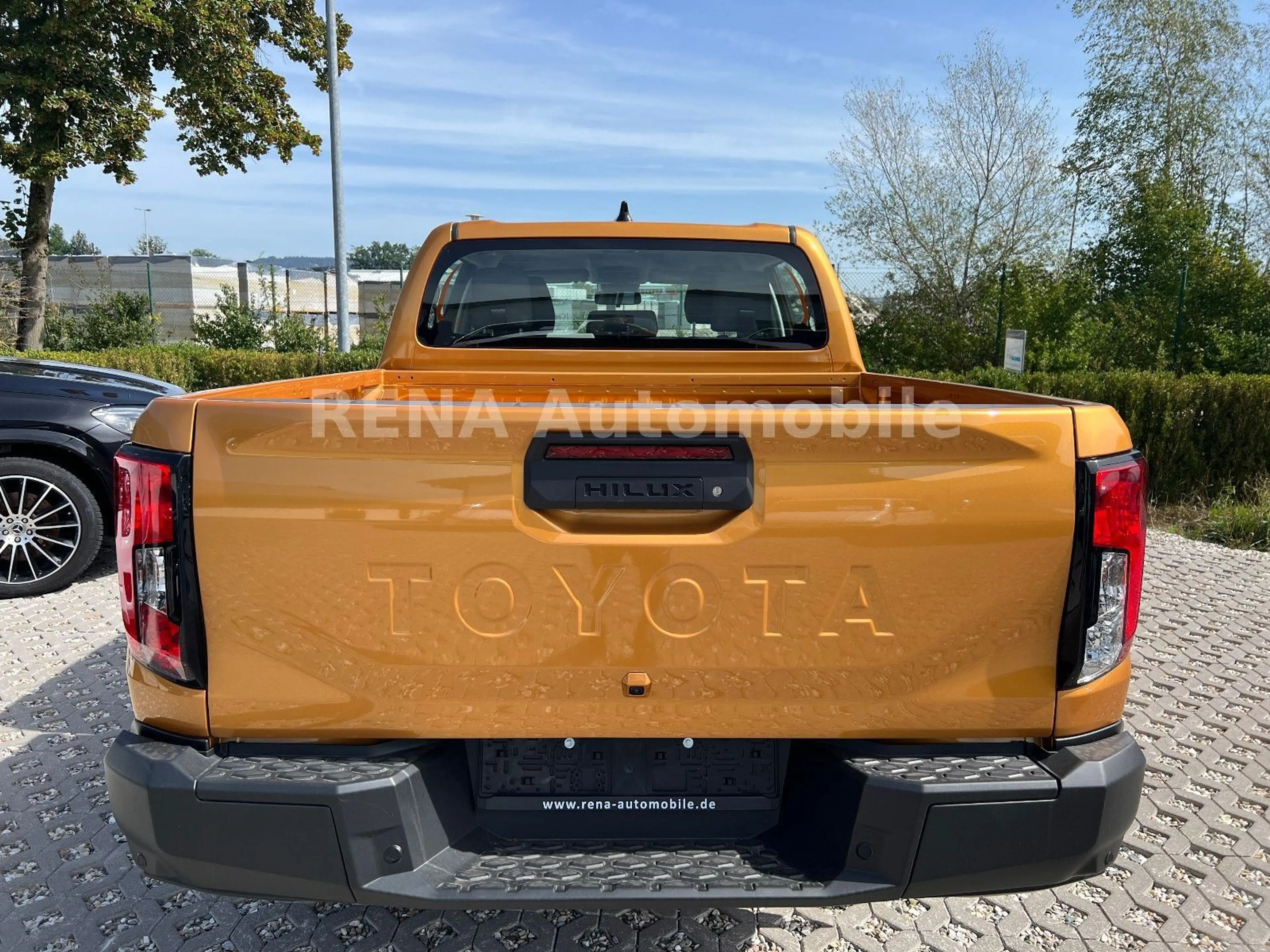 Toyota Hilux 2.8 D-4D Mild-Hybrid *Klima*APP*LED*2026 — photo 6