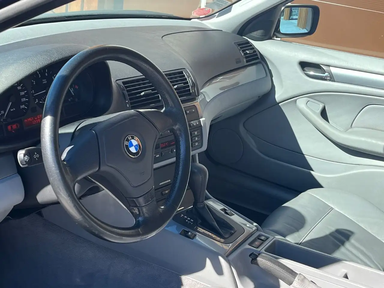 BMW 320 i E46 Automatik, Klima, Leder, 1. Hand!!!, foto 9