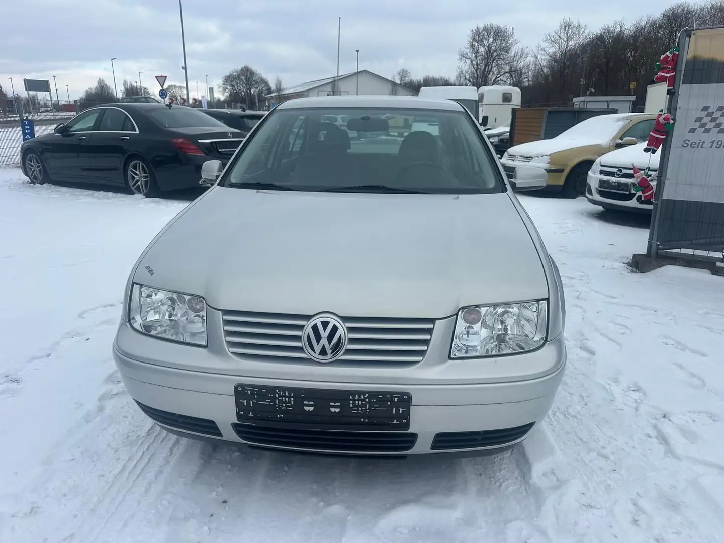 Volkswagen Bora Lim. Comfortline Original 59.103Km  8.Fachb Silber - 2