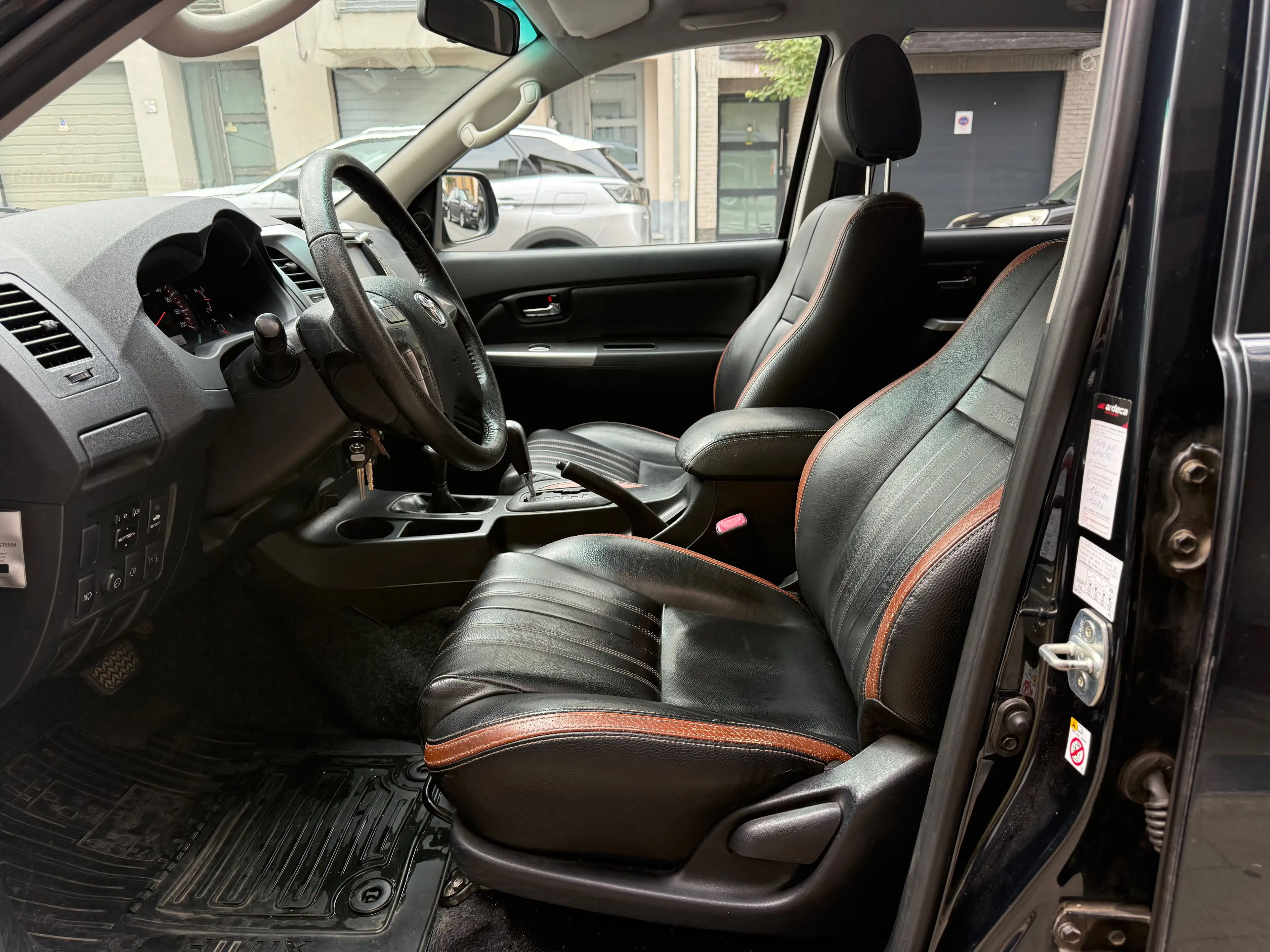 Toyota Hilux 3.0 D-4D 4WD STX AmaZonia AUTOMATIQUE FULL OPTION ÉTAT NEUF 100%BELGE GARANTIE CT✅ TVA RÉCUPÉRABLE — photo 11