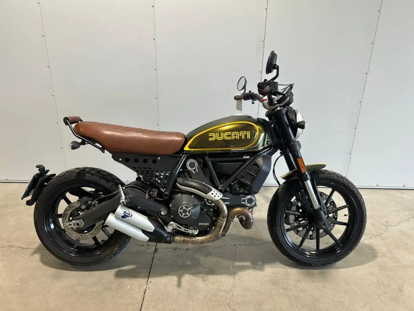 Ducati Scrambler DUCATI SCRAMBLER 800 Verde - 1