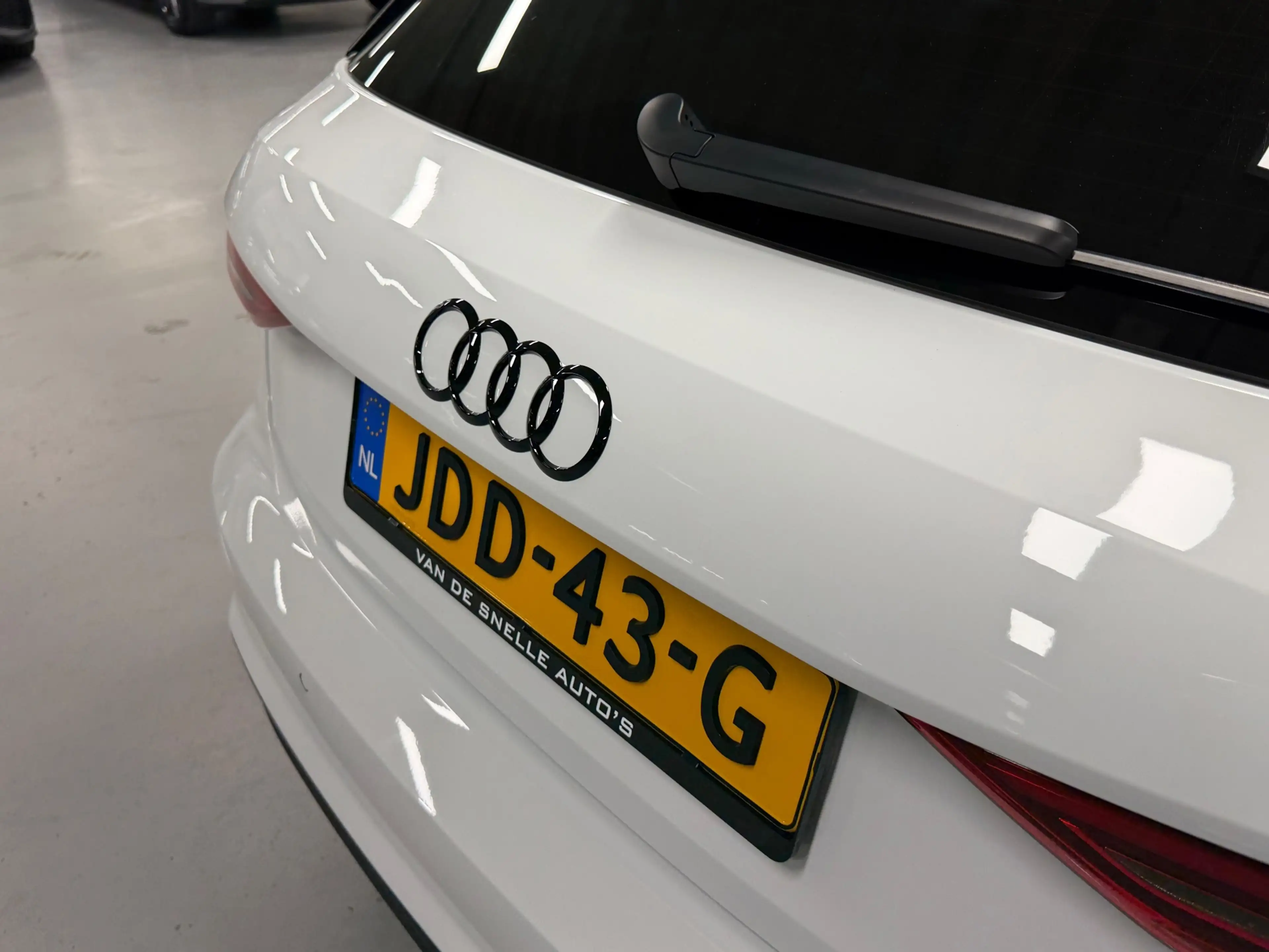 Audi A3 SPORTBACK 35 TFSI Pro Line — photo 13