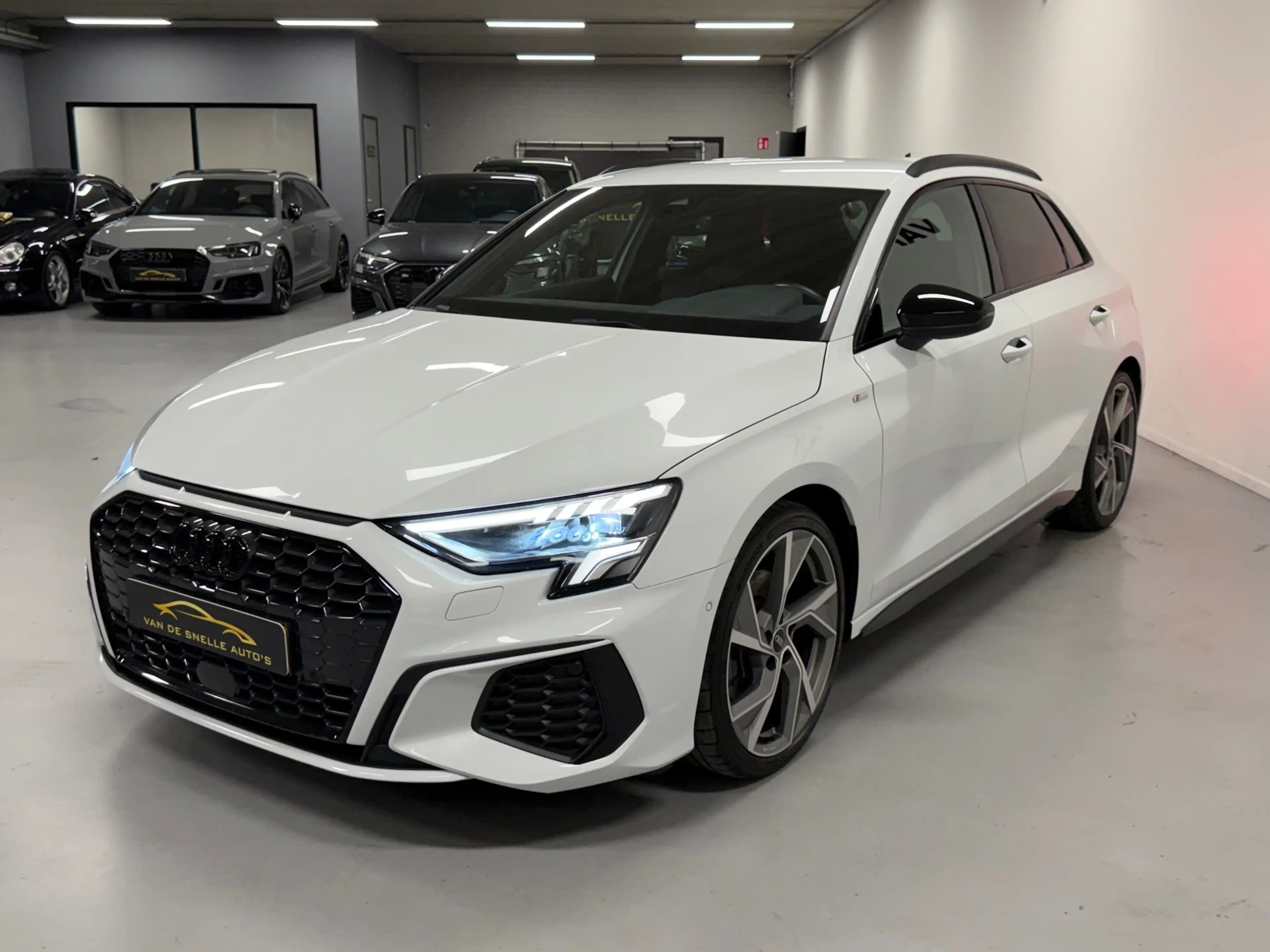 Audi A3 SPORTBACK 35 TFSI Pro Line — photo 29