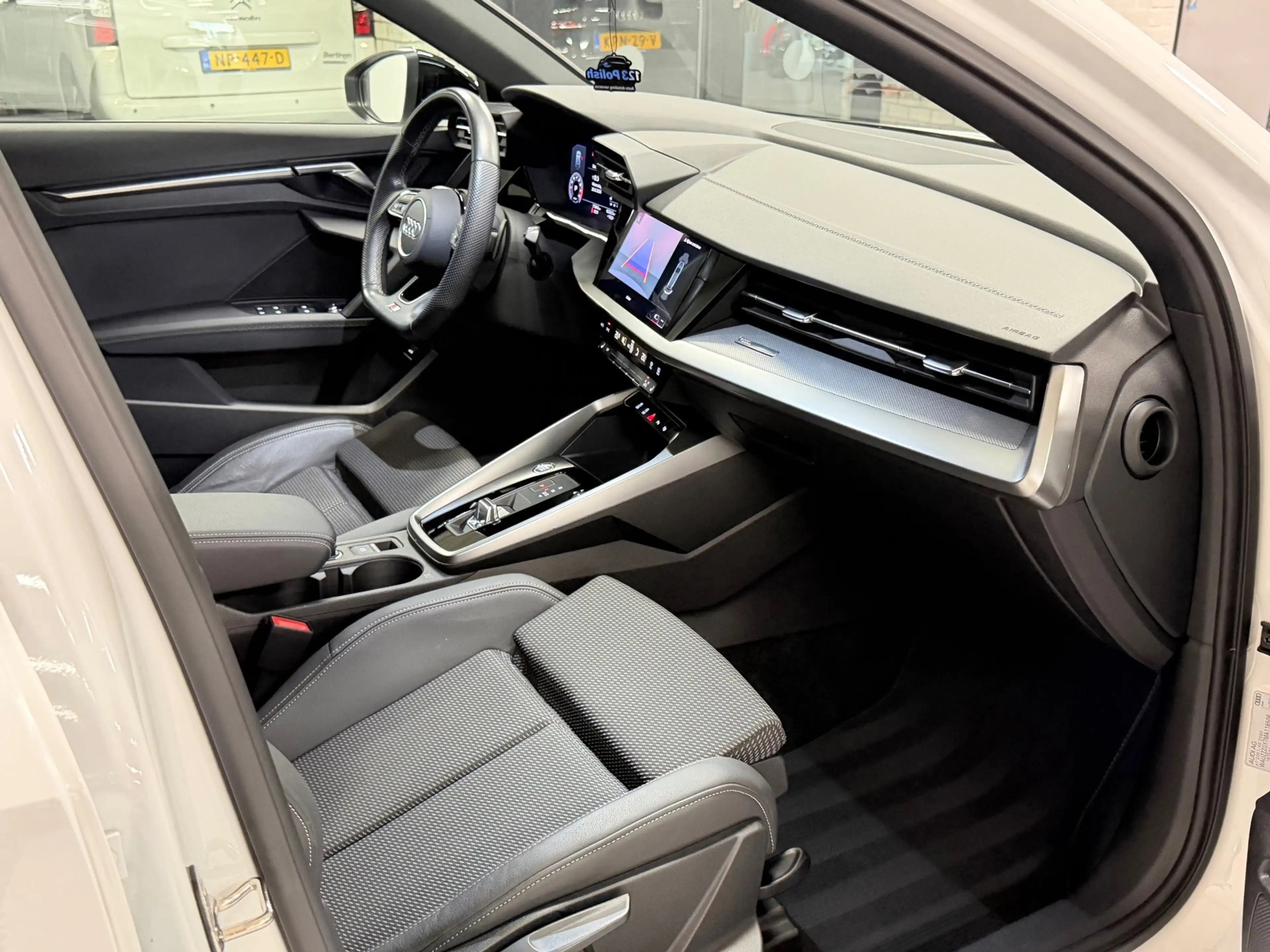Audi A3 SPORTBACK 35 TFSI Pro Line — photo 21