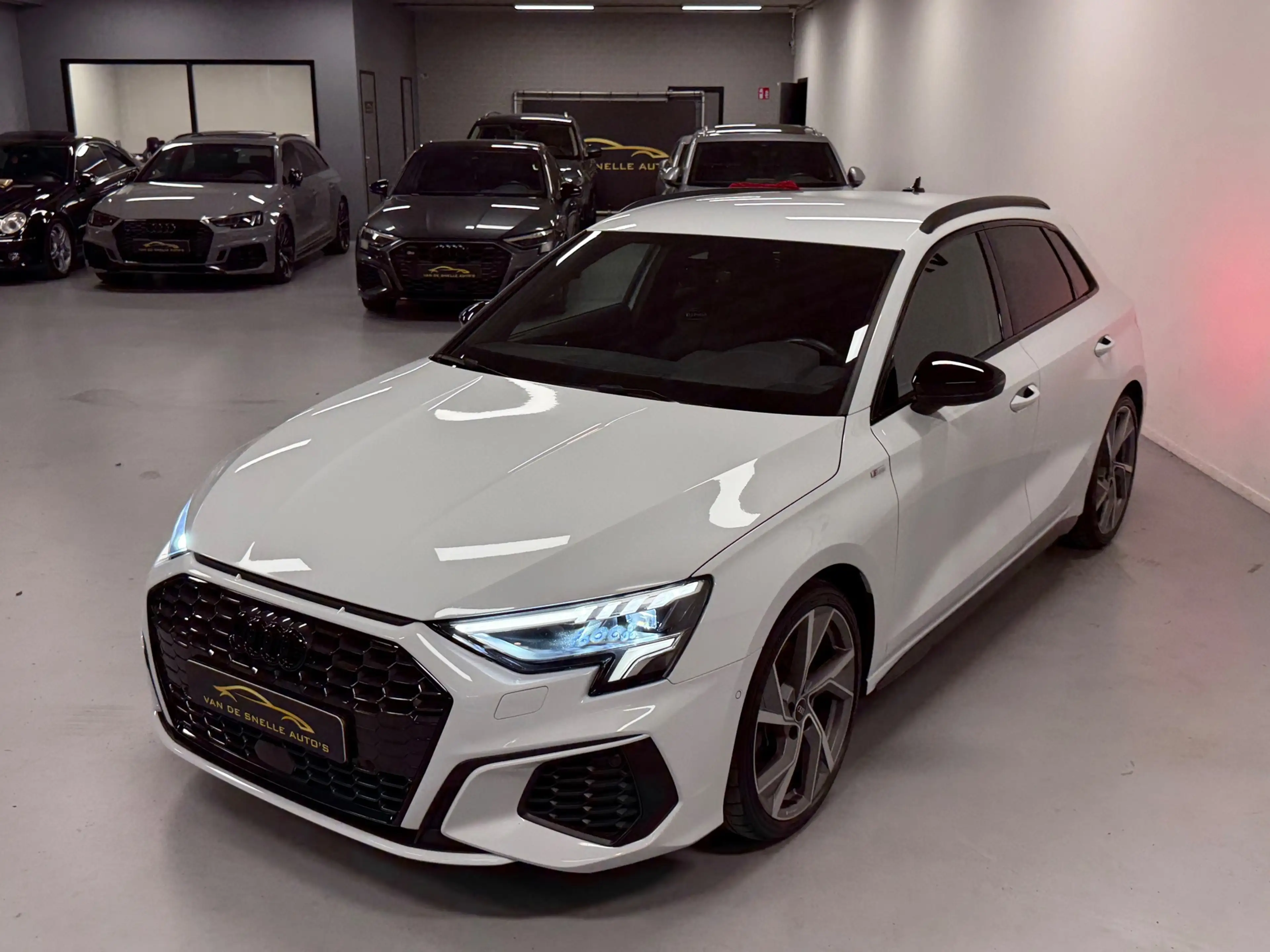 Audi A3 SPORTBACK 35 TFSI Pro Line — photo 30