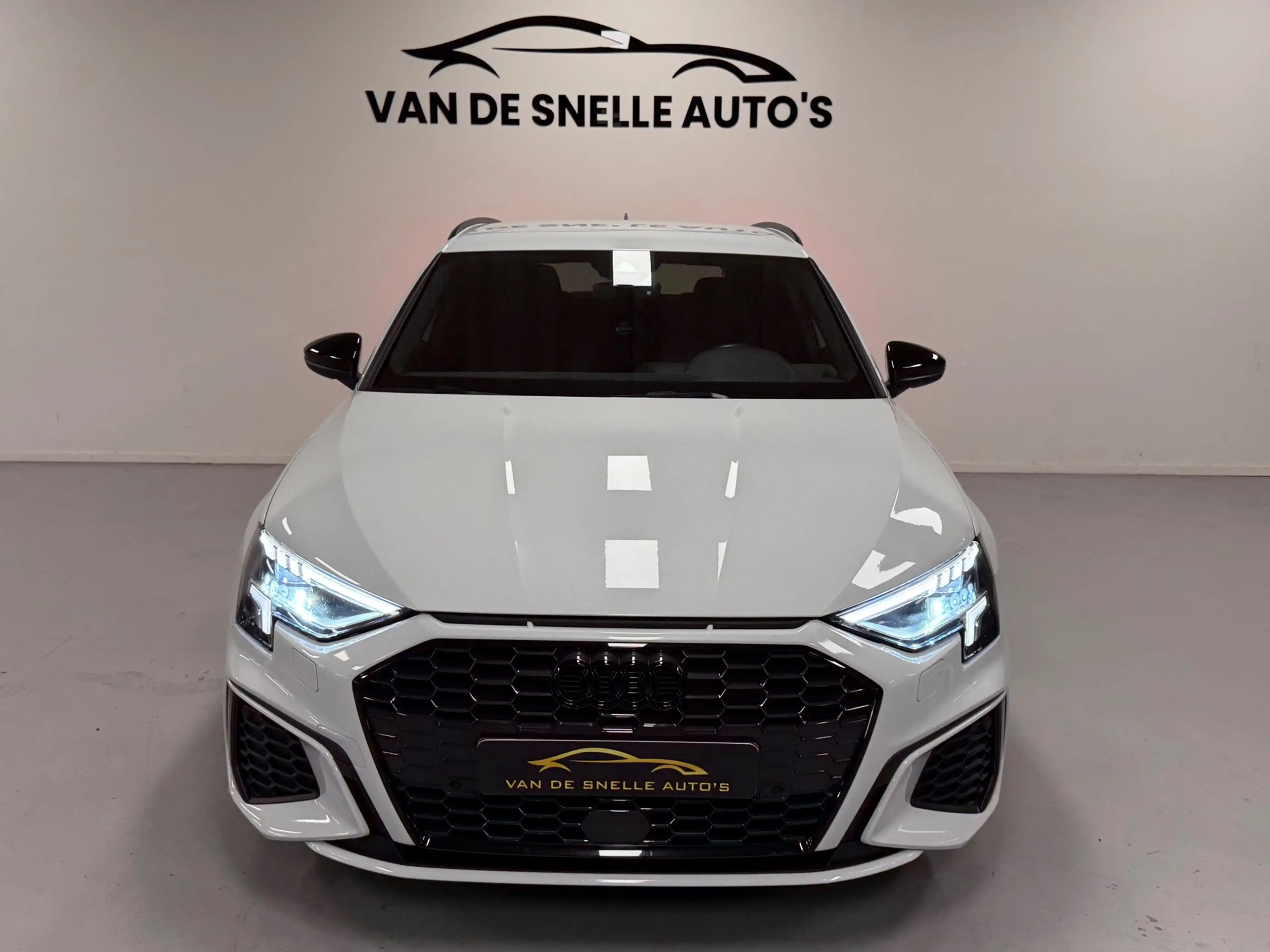 Audi A3 SPORTBACK 35 TFSI Pro Line — photo 2