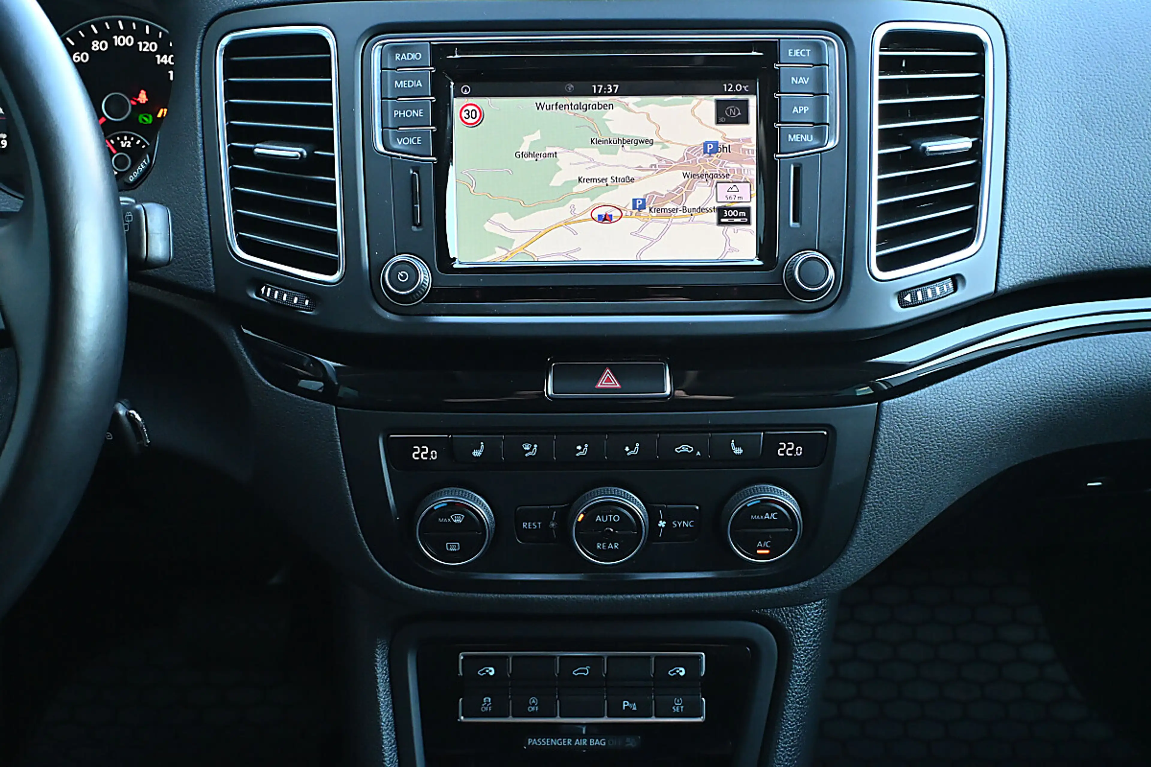 Volkswagen Sharan Business+ SCR 2,0 TDI DSG 7 Sitze ACC, AHK schw... — photo 5