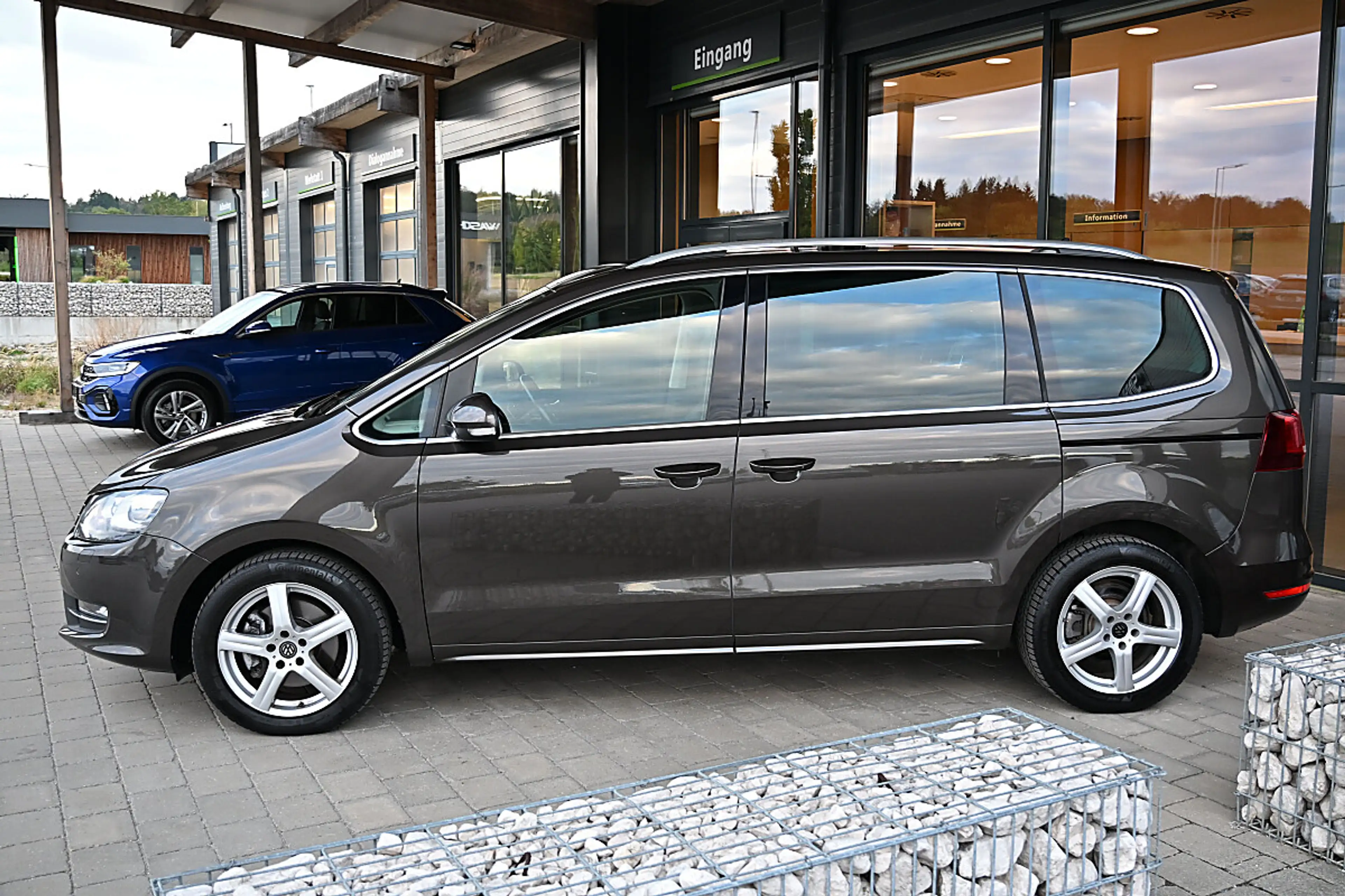 Volkswagen Sharan Business+ SCR 2,0 TDI DSG 7 Sitze ACC, AHK schw... — photo 2