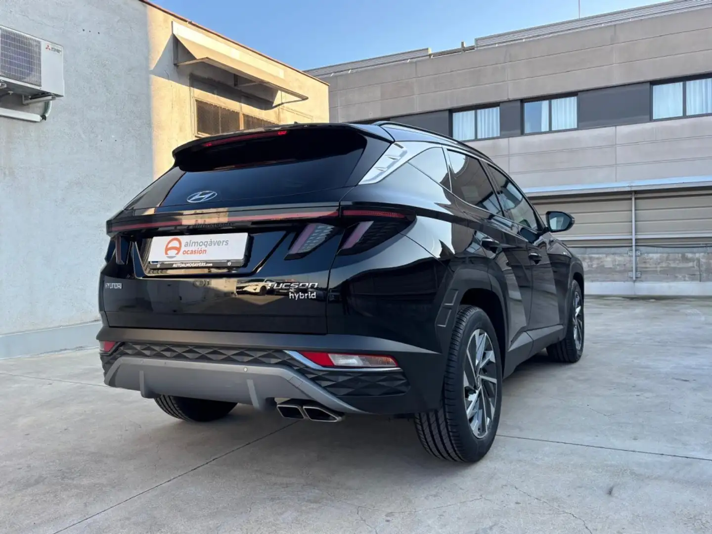 Hyundai TUCSON TECNO SKY 1.6 TGDI MHEV 150CV DCT 5P Negro - 2