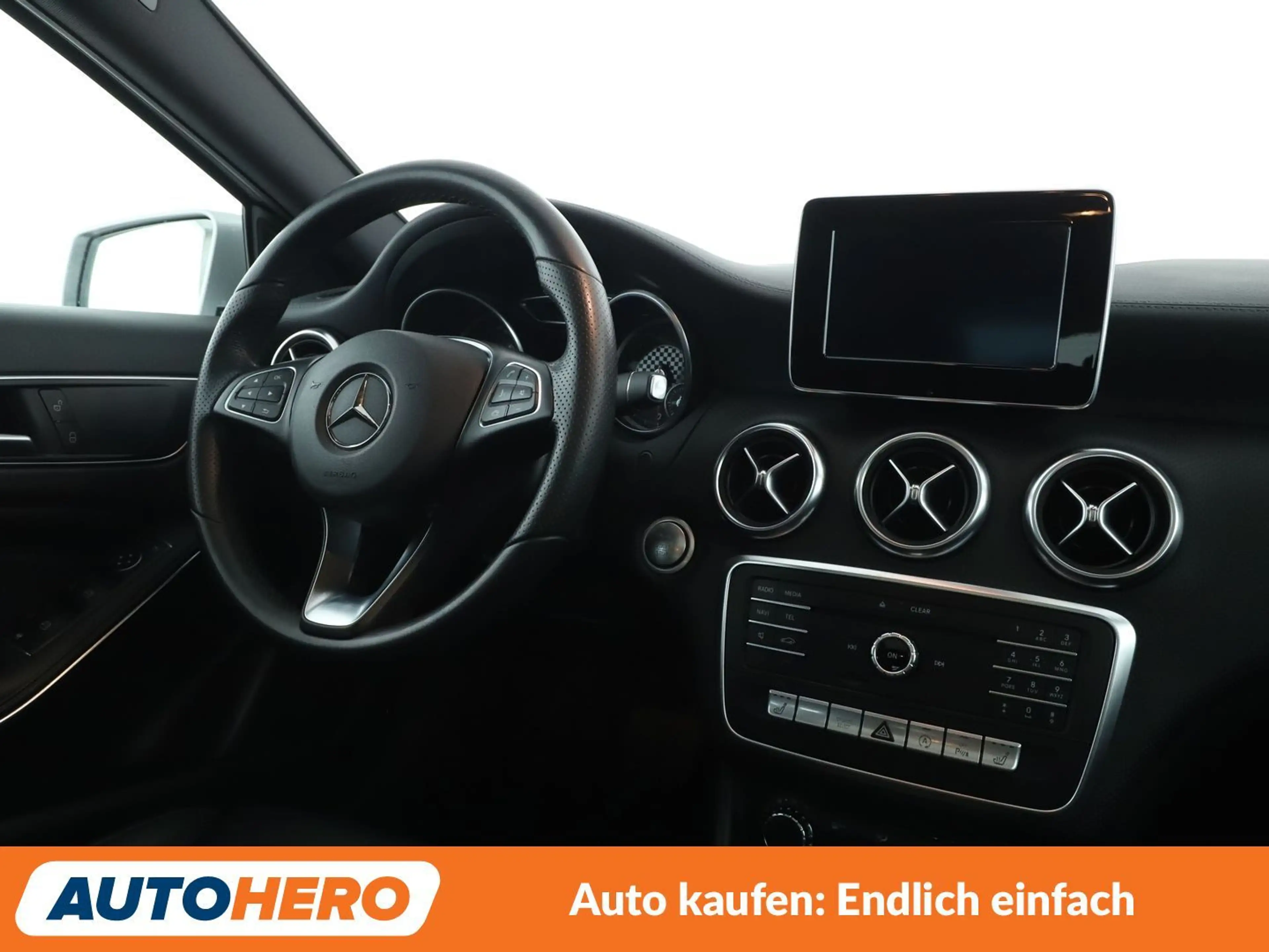 Mercedes-Benz A 200 A 200 BlueEfficiency Urban Aut. *NAVI*LED*TEMPO* — photo 13