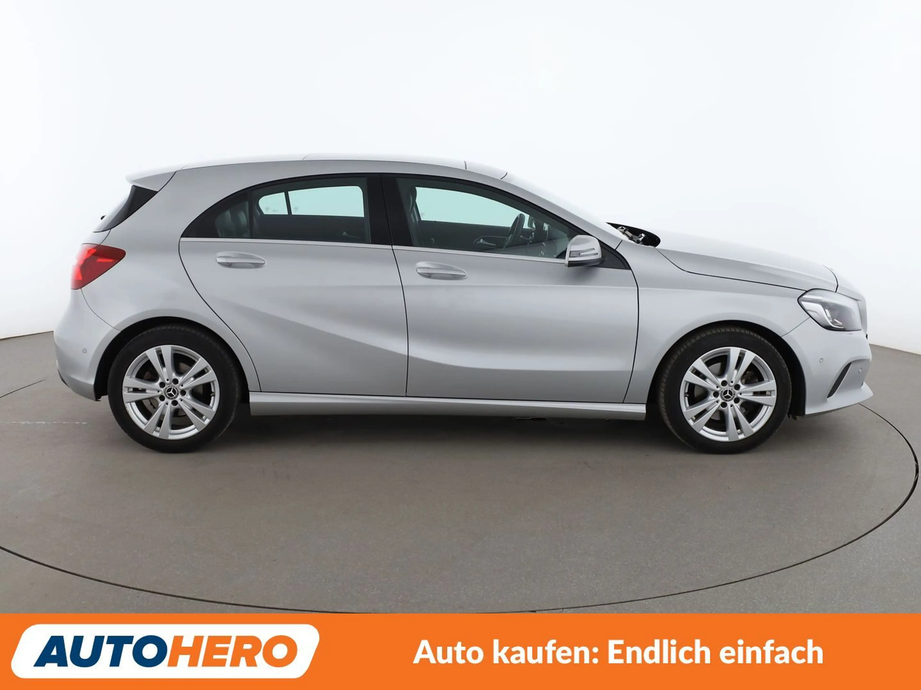 Mercedes-Benz A 200 A 200 BlueEfficiency Urban Aut. *NAVI*LED*TEMPO* — photo 7