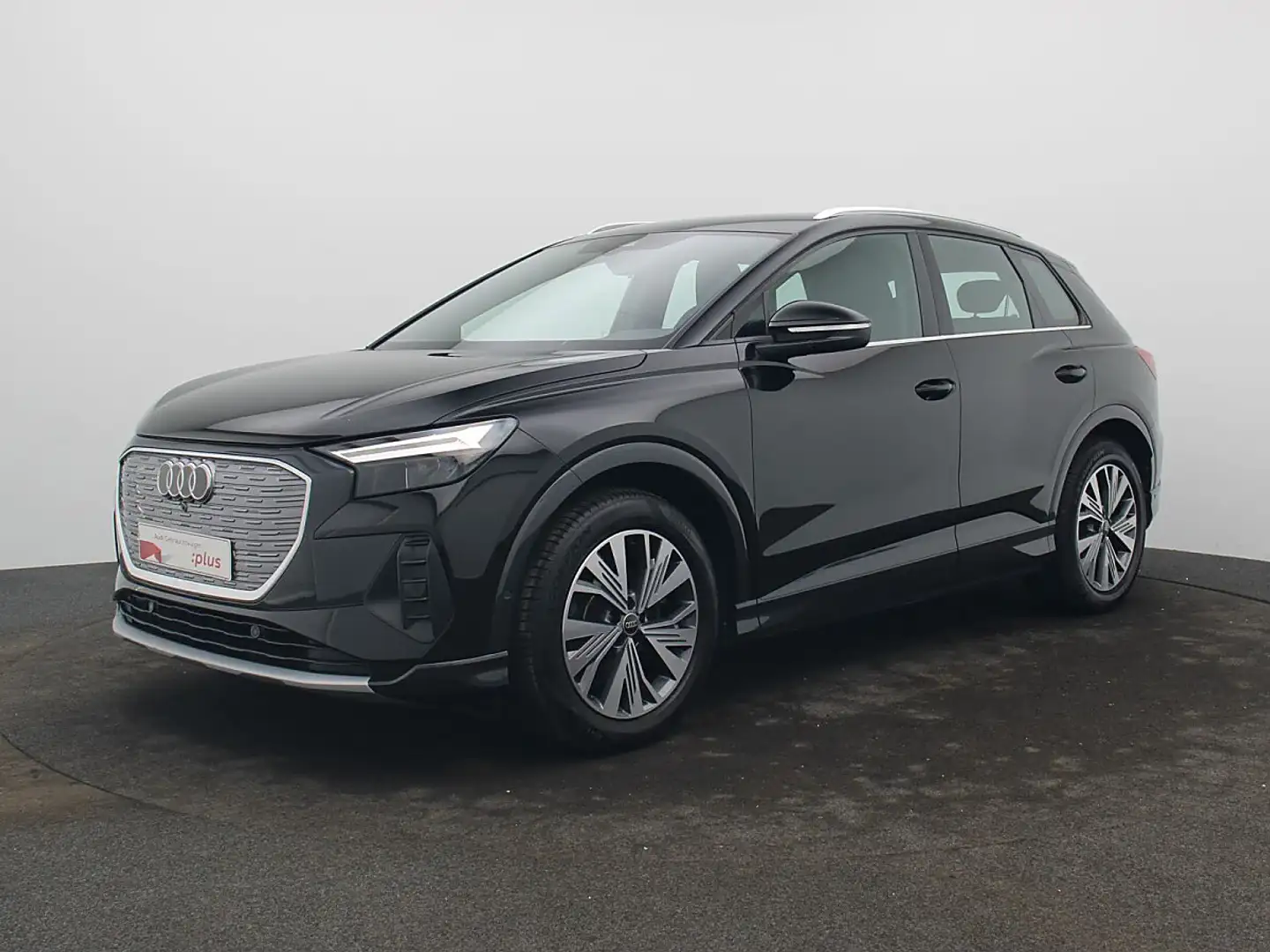 Audi Q4 e-tron Q4 35 e-tron 125kW SOH 92% Schwarz - 1