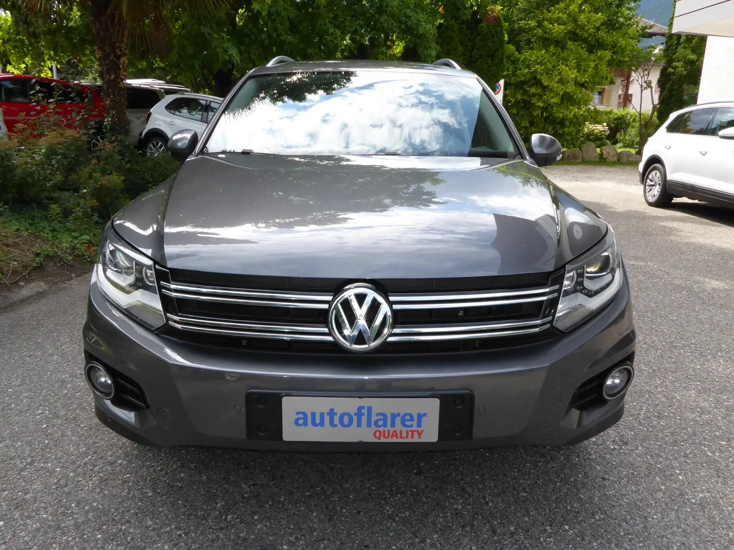 Volkswagen Tiguan Tiguan 2.0 tdi Track & Style DSG 4Motion Grigio - 2