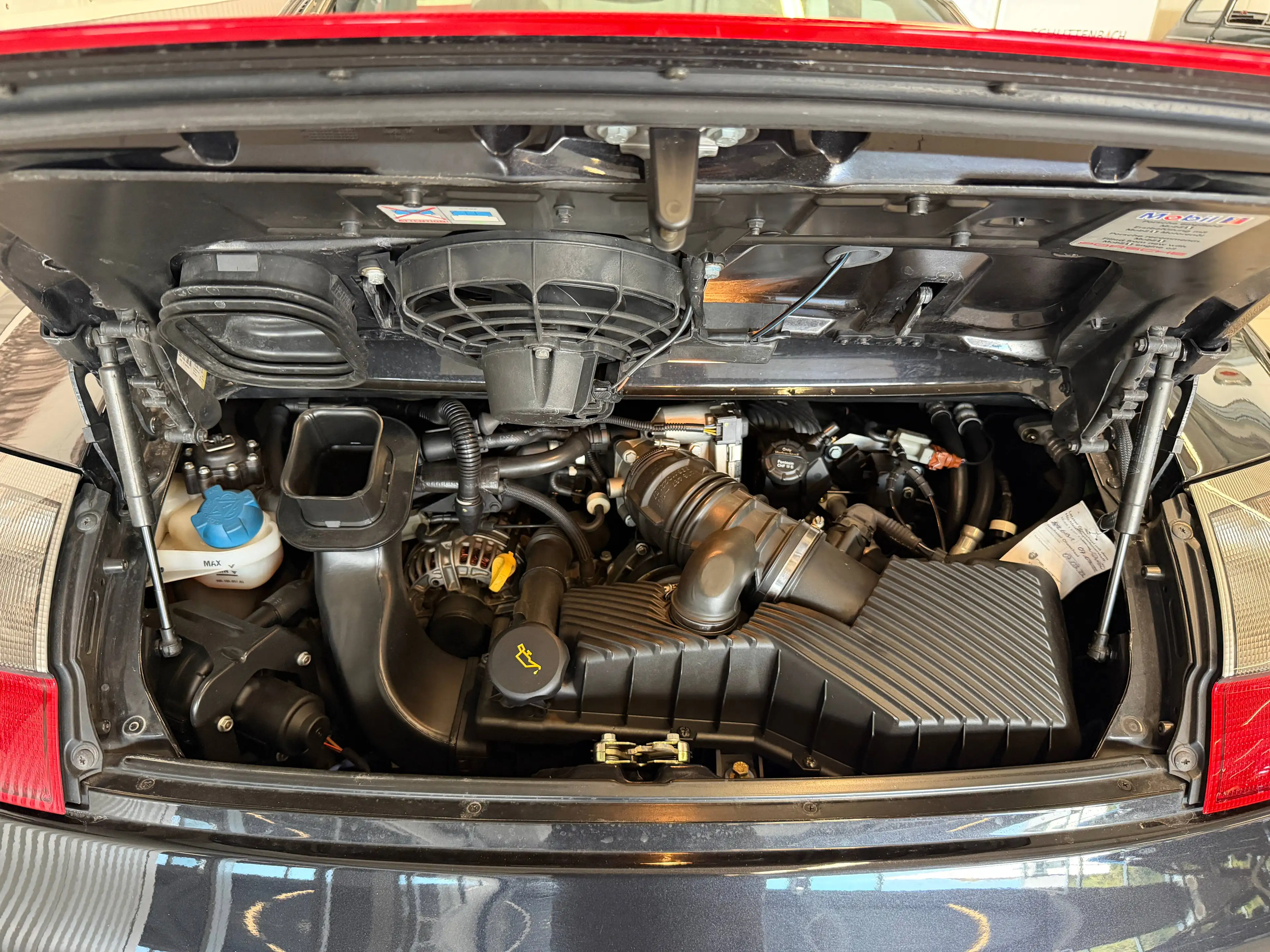 Porsche 996 911 Coupe 911 Carrera 4S — photo 10