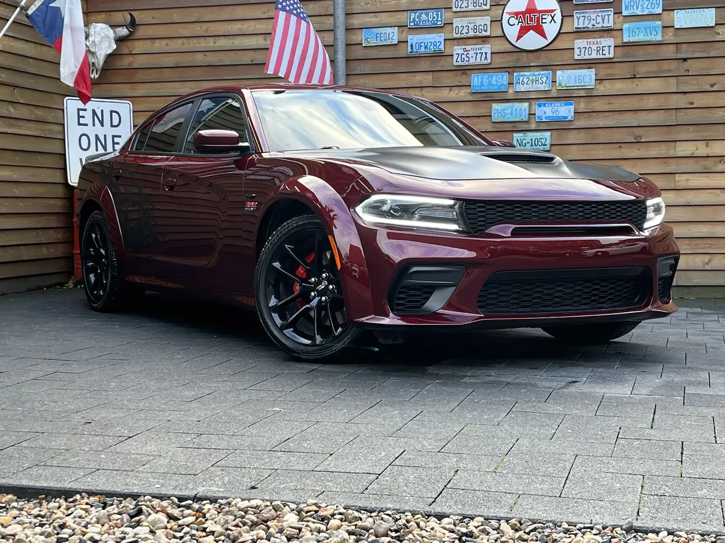 Dodge Charger 6.4L SCAT PACK 392 WIDEBODY Alpine V8 Czerwony - 2