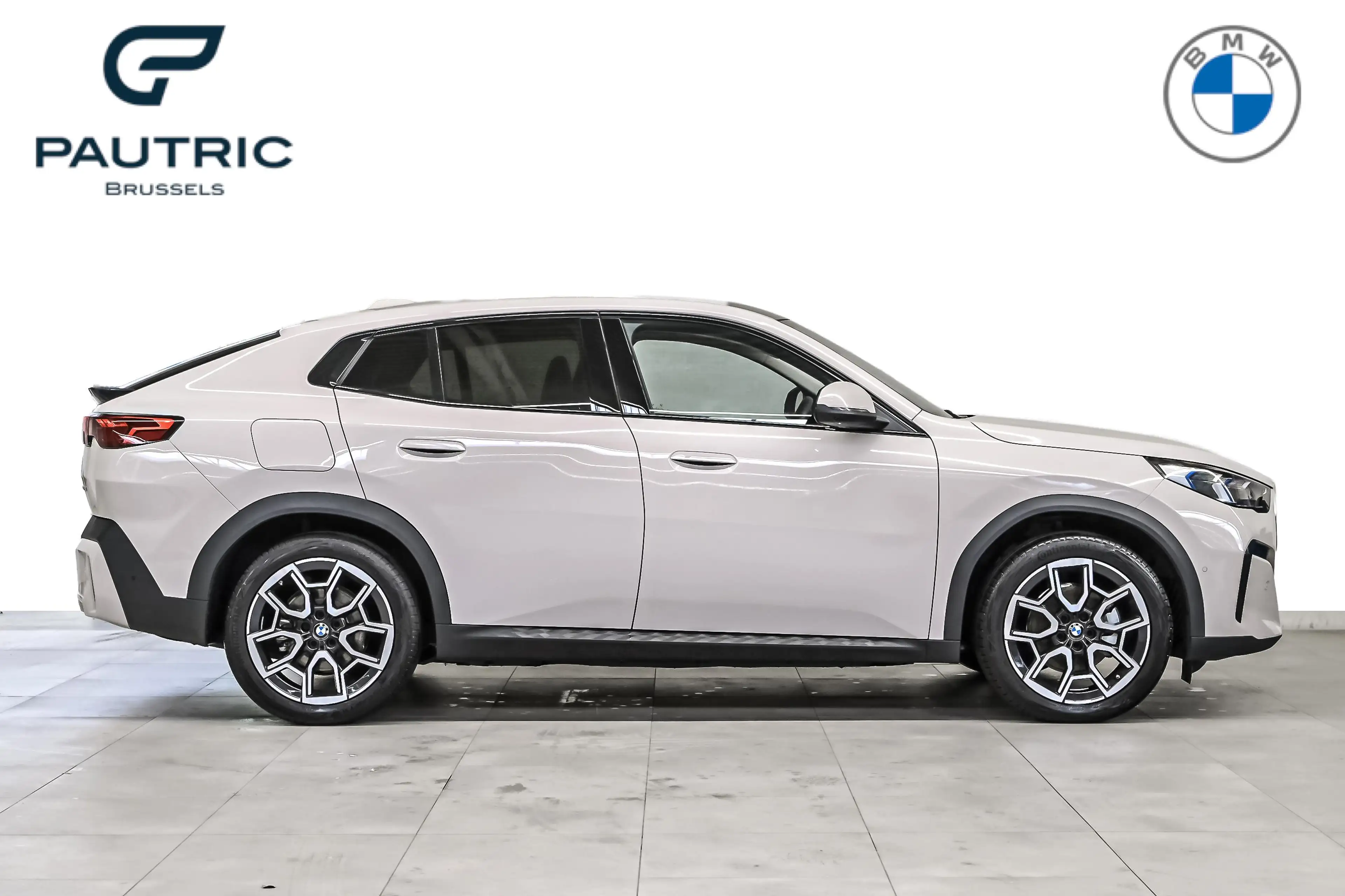 BMW iX2 eDrive20 - 2ans/jaar garantie — photo 3