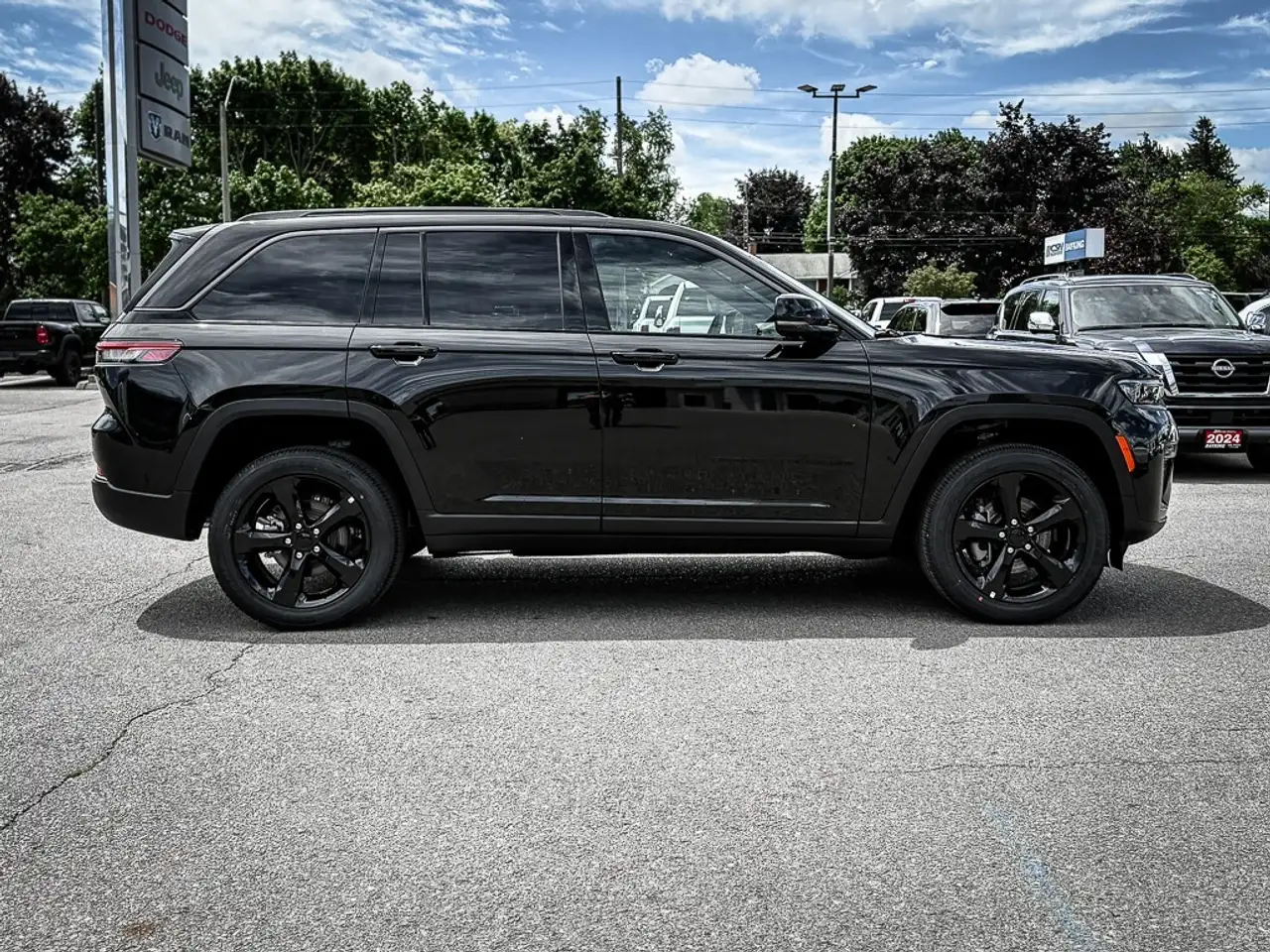 Jeep Grand Cherokee снимка Jeep Grand Cherokee