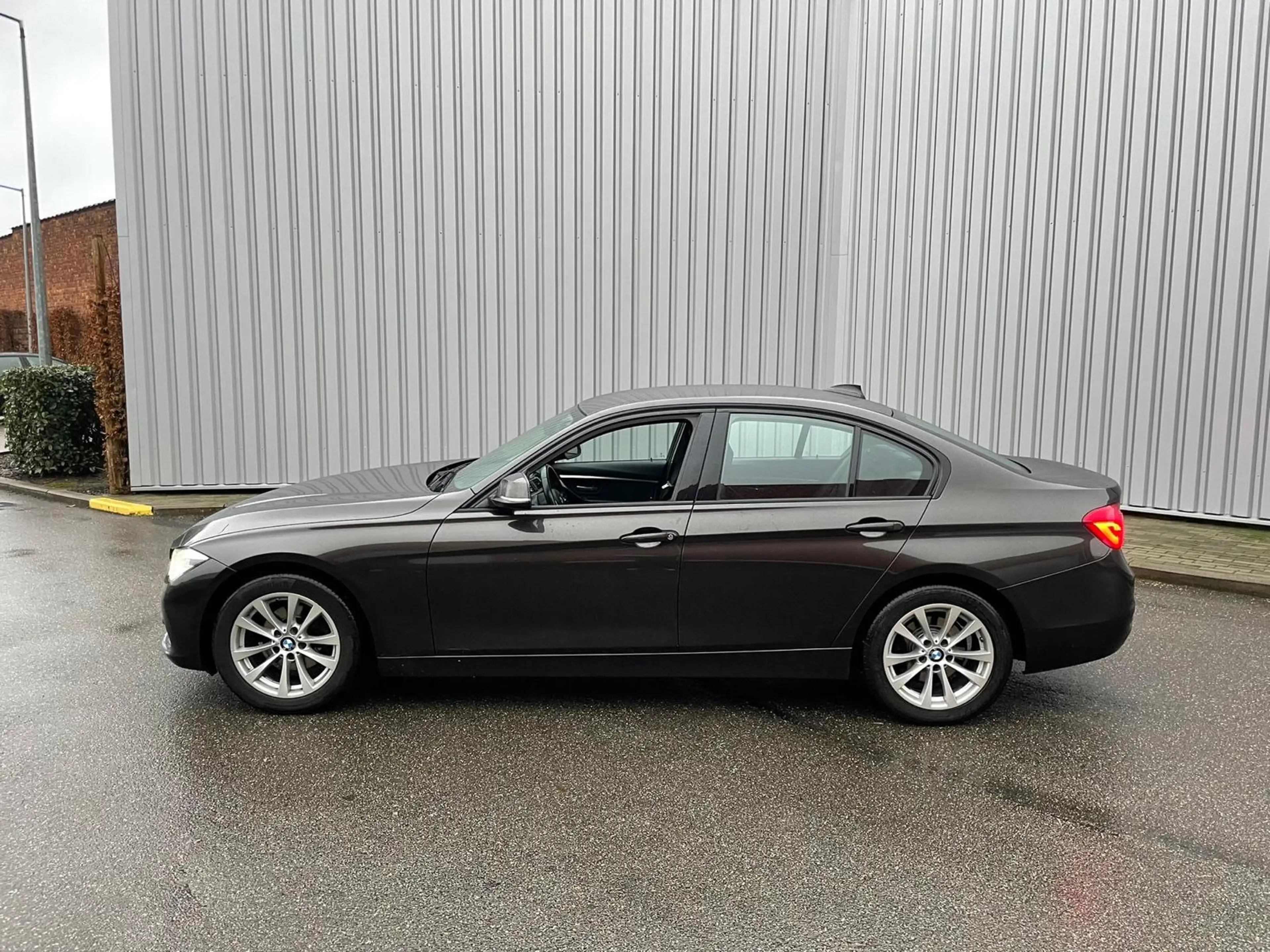 BMW 318 318 d BluePerformance — photo 6