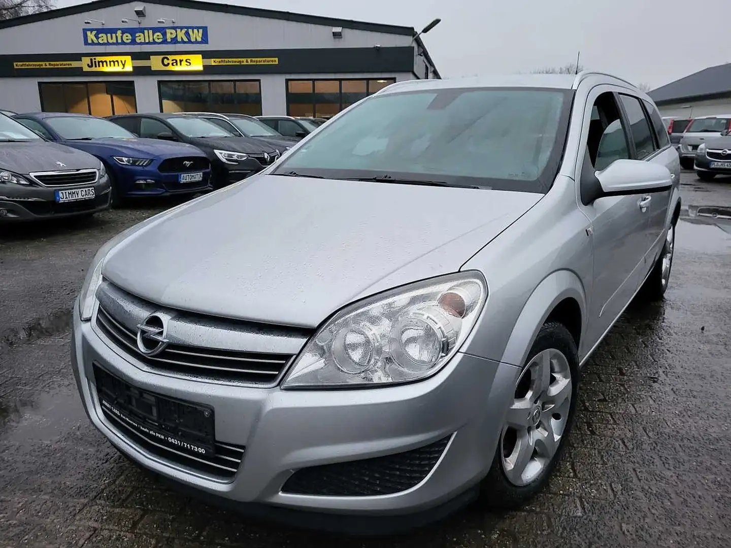 Opel Astra Caravan Diesel 1.9 CDTI DPF Catch me now Silber - 1