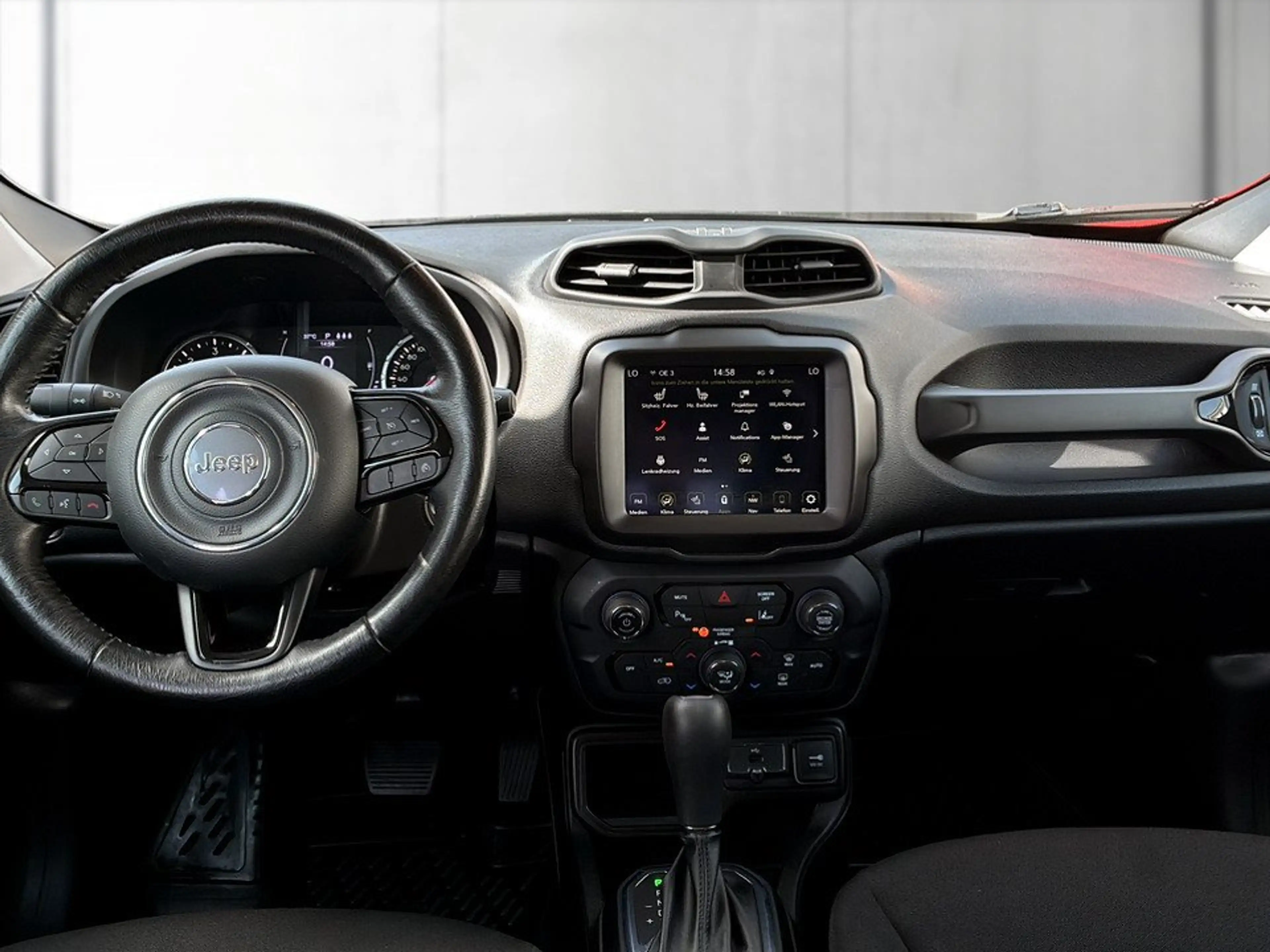 Jeep Renegade 1.6 MultiJet FWD NAVI+SHZ+TEMPOMAT — photo 14