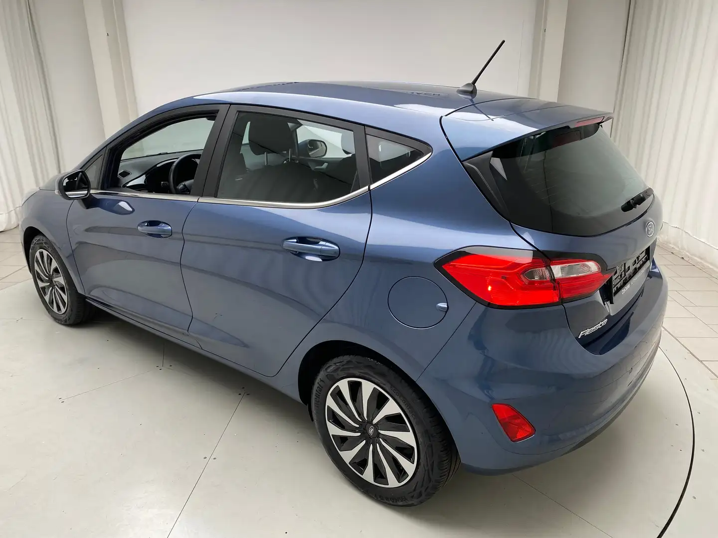 Ford Fiesta Titanium 1.0 EcoBoost Winterpaket LED Modrá - 2