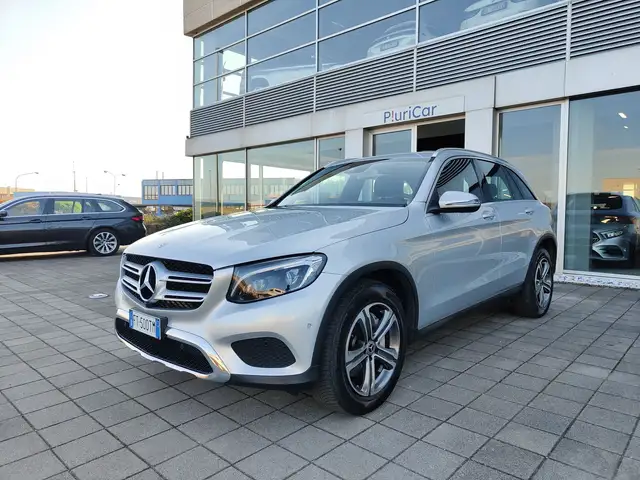 Mercedes-Benz GLC 220 d 4Matic Pelle FariLED Camere360 Sedili Elettrici