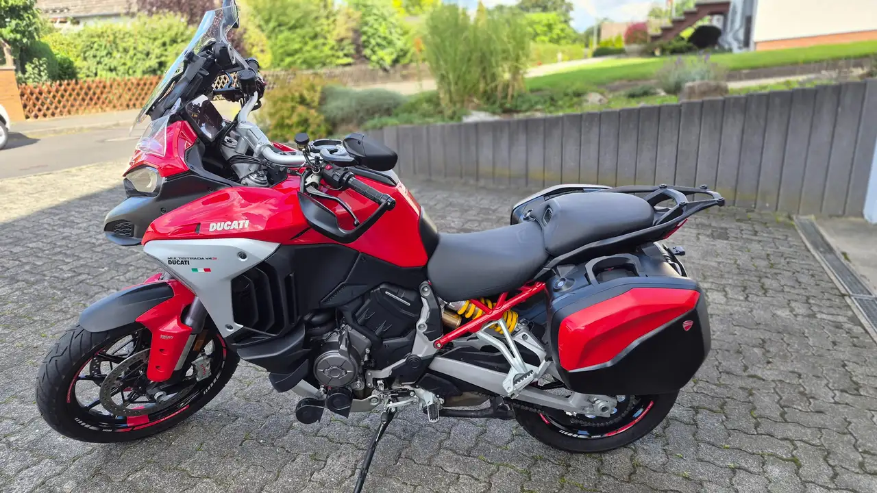 Ducati Multistrada V4 S